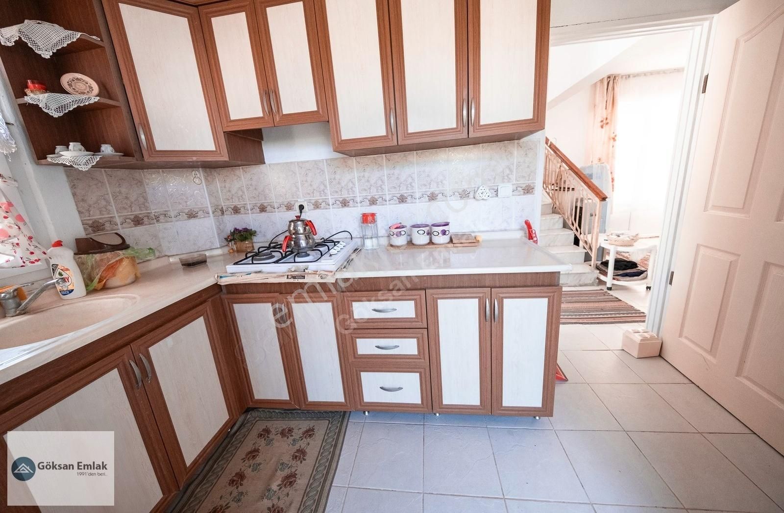 Havuzlu Sitede Geniş Bahçeli 4+1 Villa - Görsel 24