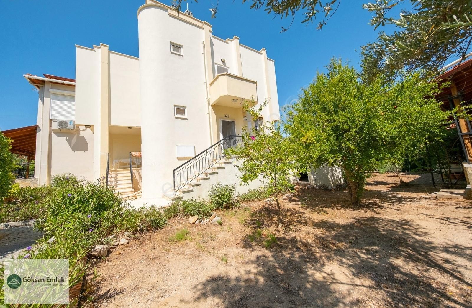 Havuzlu Sitede Geniş Bahçeli 4+1 Villa - Görsel 7