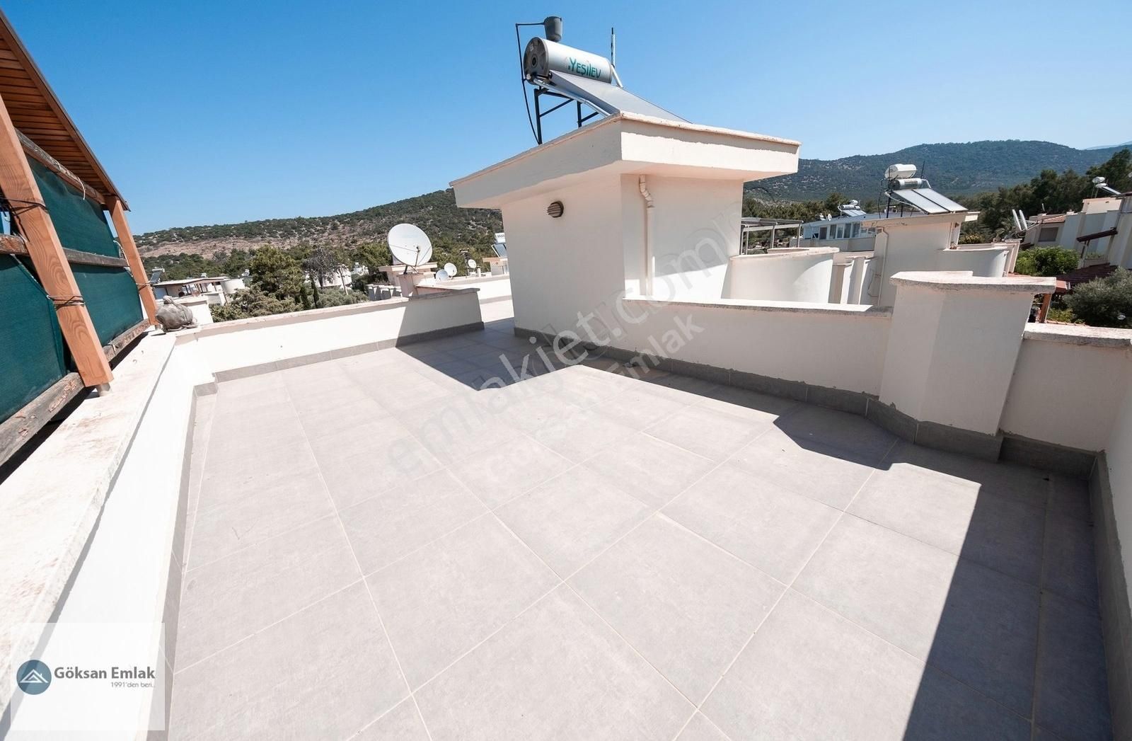 Havuzlu Sitede Geniş Bahçeli 4+1 Villa - Görsel 4