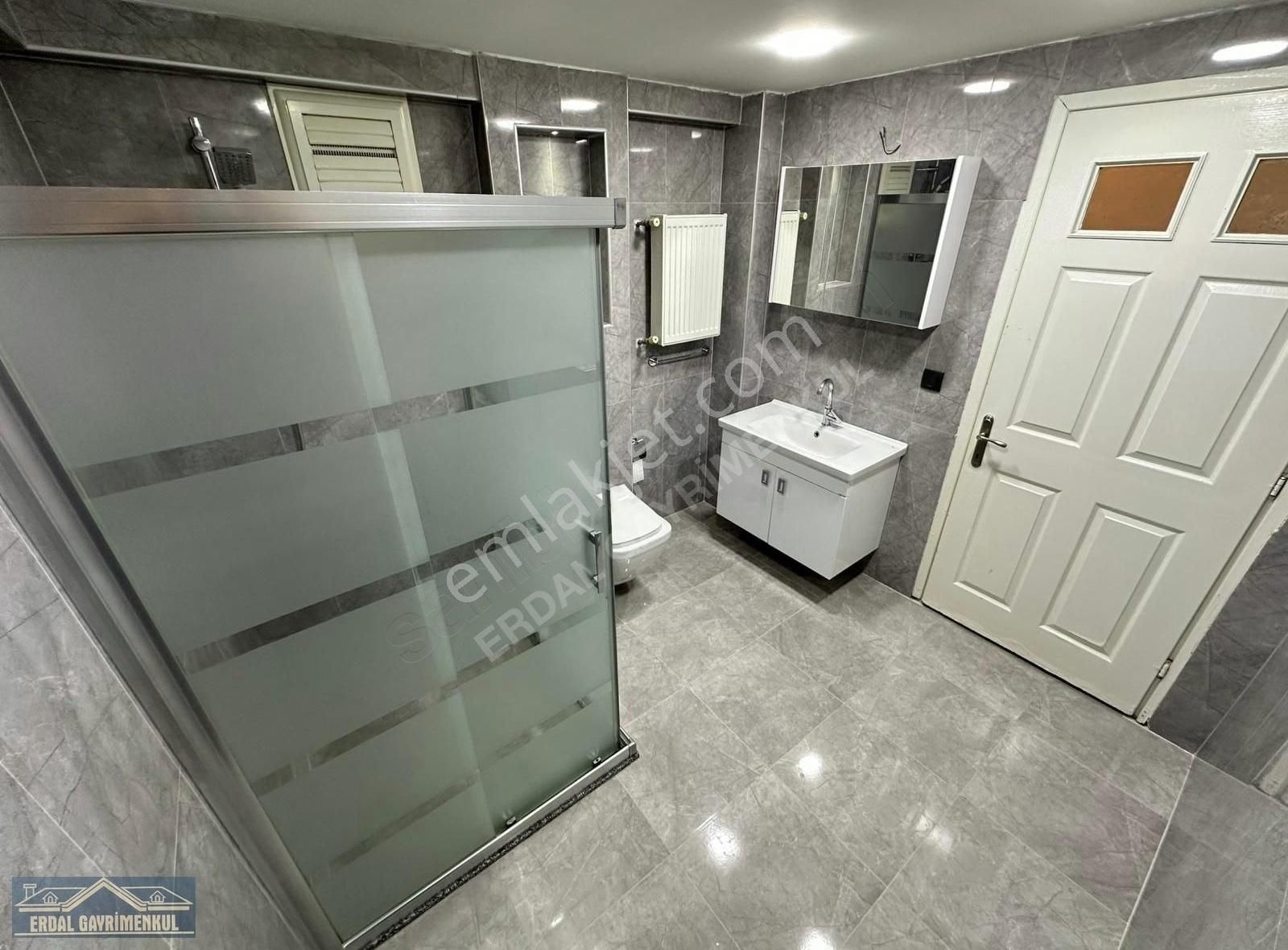Kınıklı Ana Yol Üzerinde 180 M2 3+1 Daire - Görsel 8