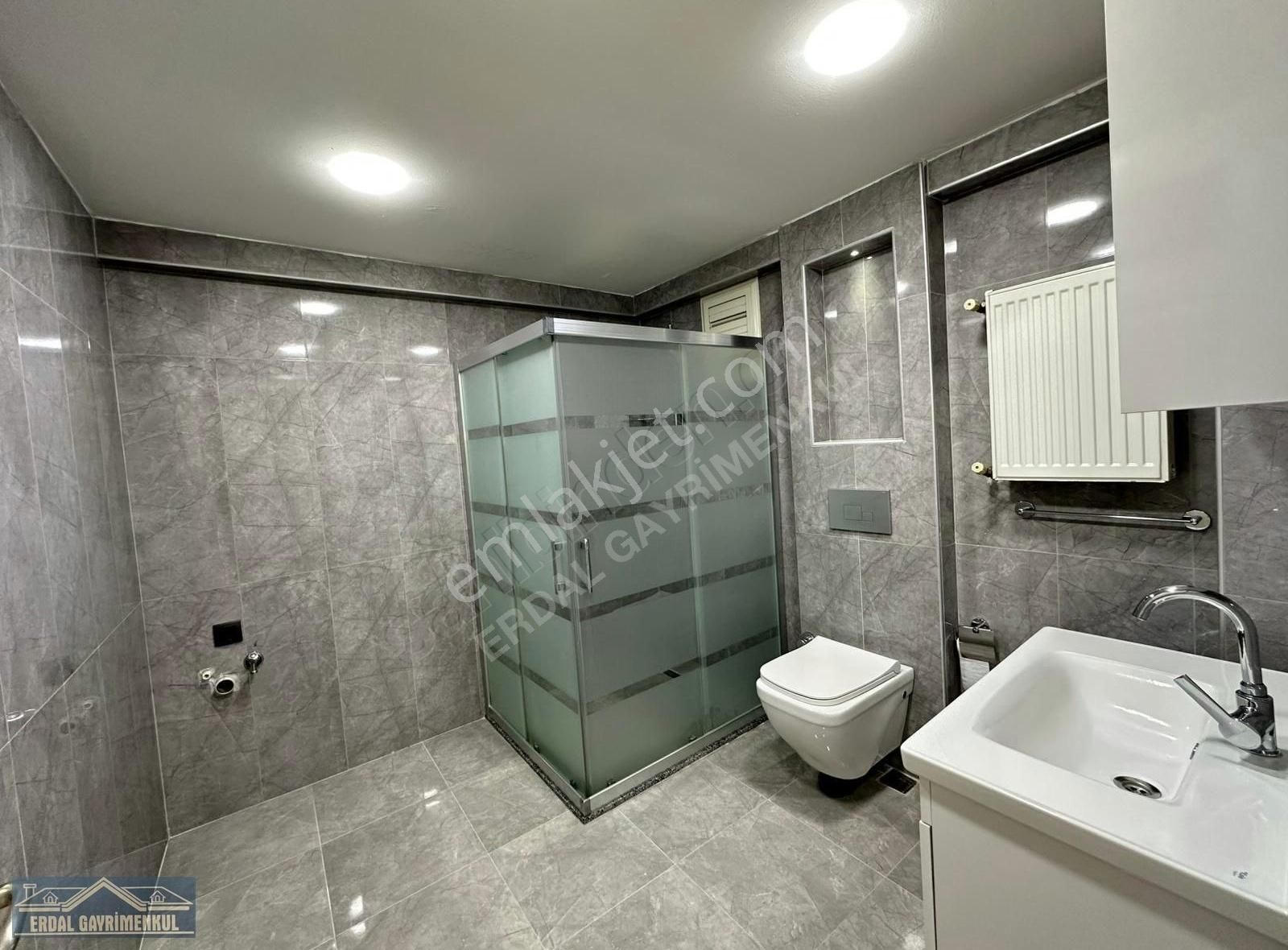 Kınıklı Ana Yol Üzerinde 180 M2 3+1 Daire - Görsel 17