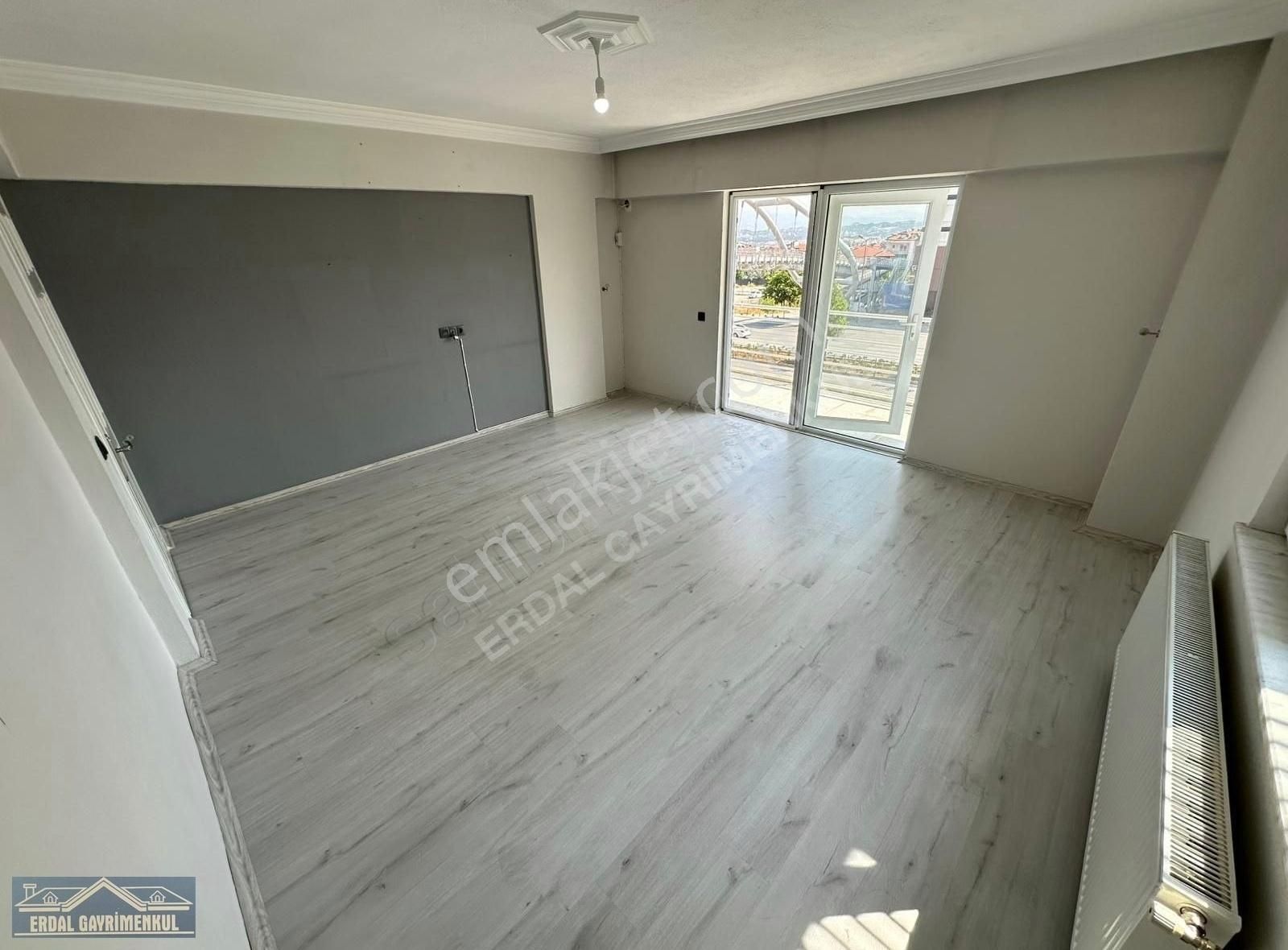 Kınıklı Ana Yol Üzerinde 180 M2 3+1 Daire - Görsel 19