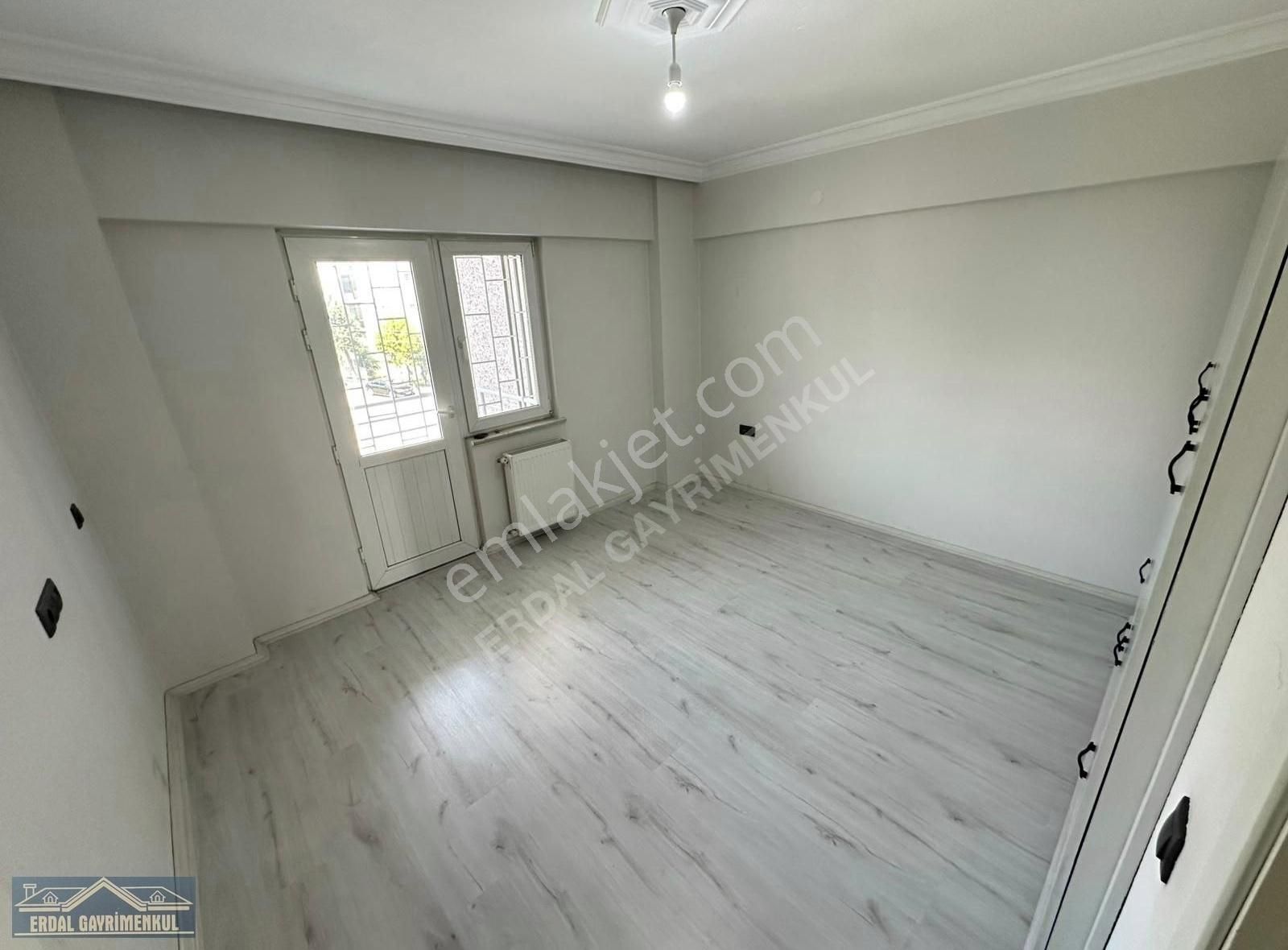 Kınıklı Ana Yol Üzerinde 180 M2 3+1 Daire - Görsel 15