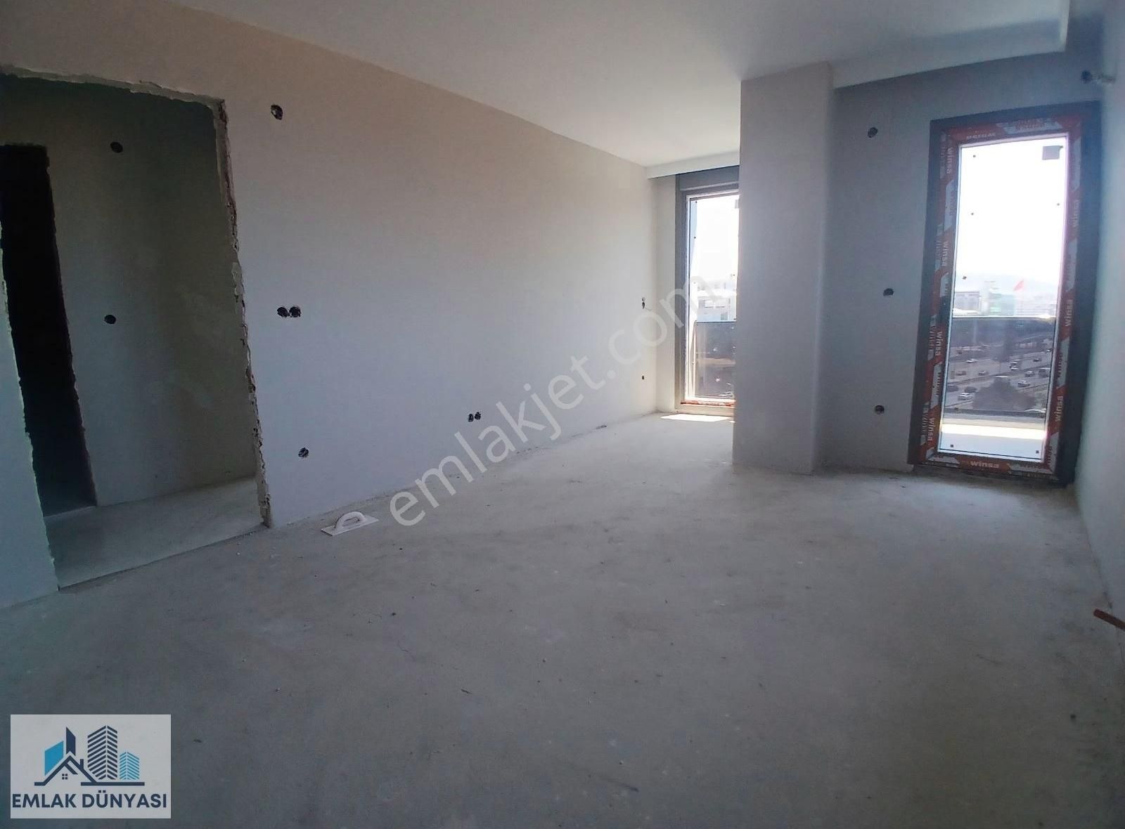 Altıntepe_ Lebiderya Deniz Manzaralı Kullanışlı 3+1 Sıfır Dublex