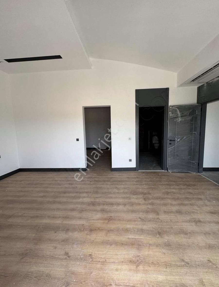 Odabaşında Müstakil Havuzlu Ultra Lüx Triplex Villa - Görsel 8