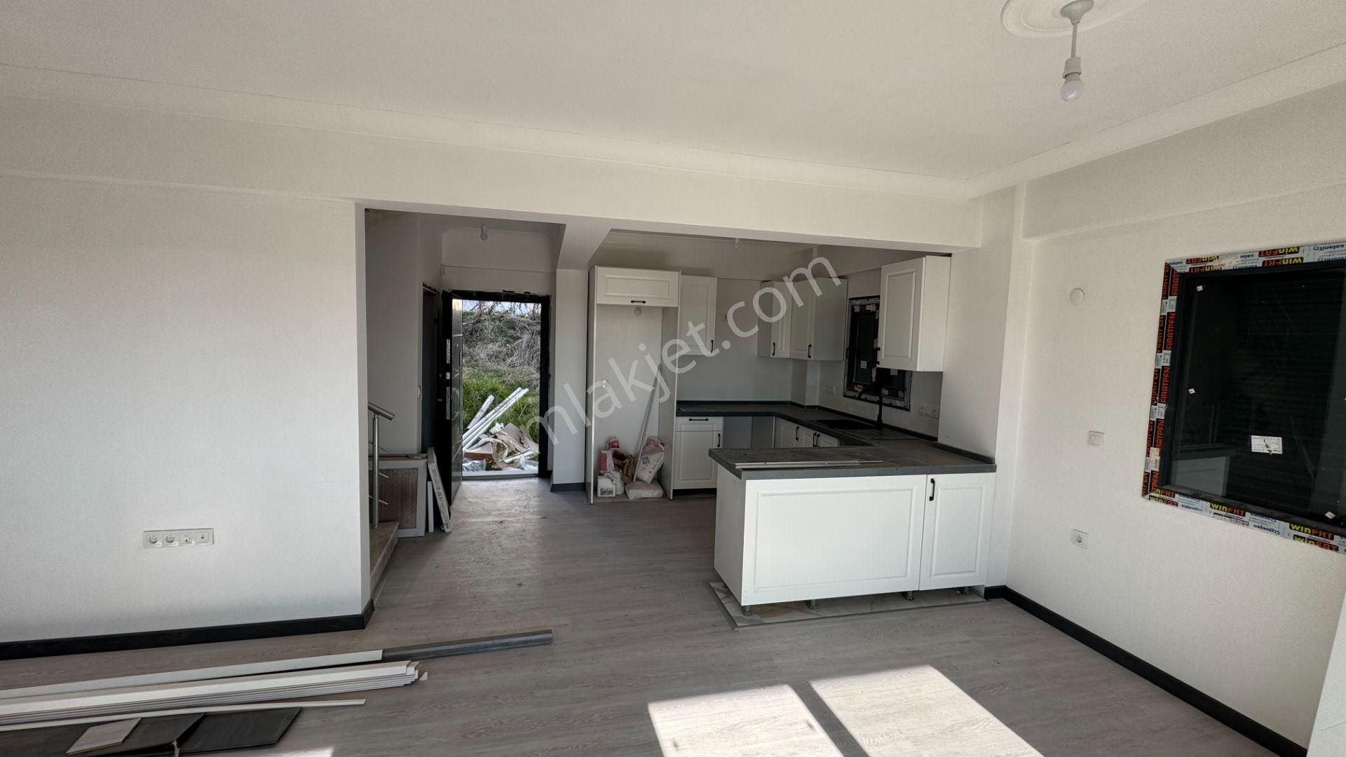 Dikili Kabakumda Köy İçi Deniz Manzaralı 135 M2 3+1 Satılık Müstakil Villa - Görsel 10