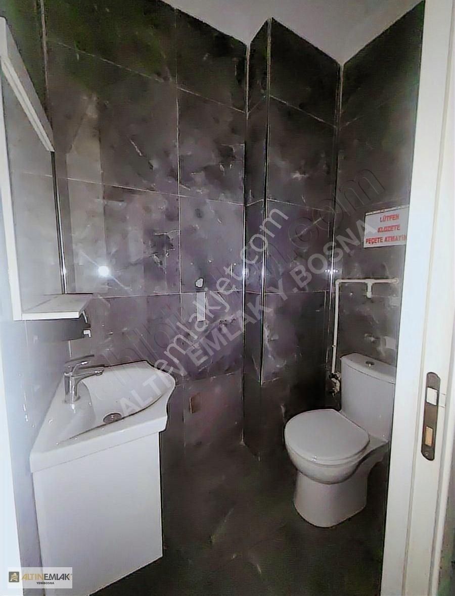 Florya Girişi 1.kat 330 M2 Kiralık İşyeri Sefaköy Beşyol