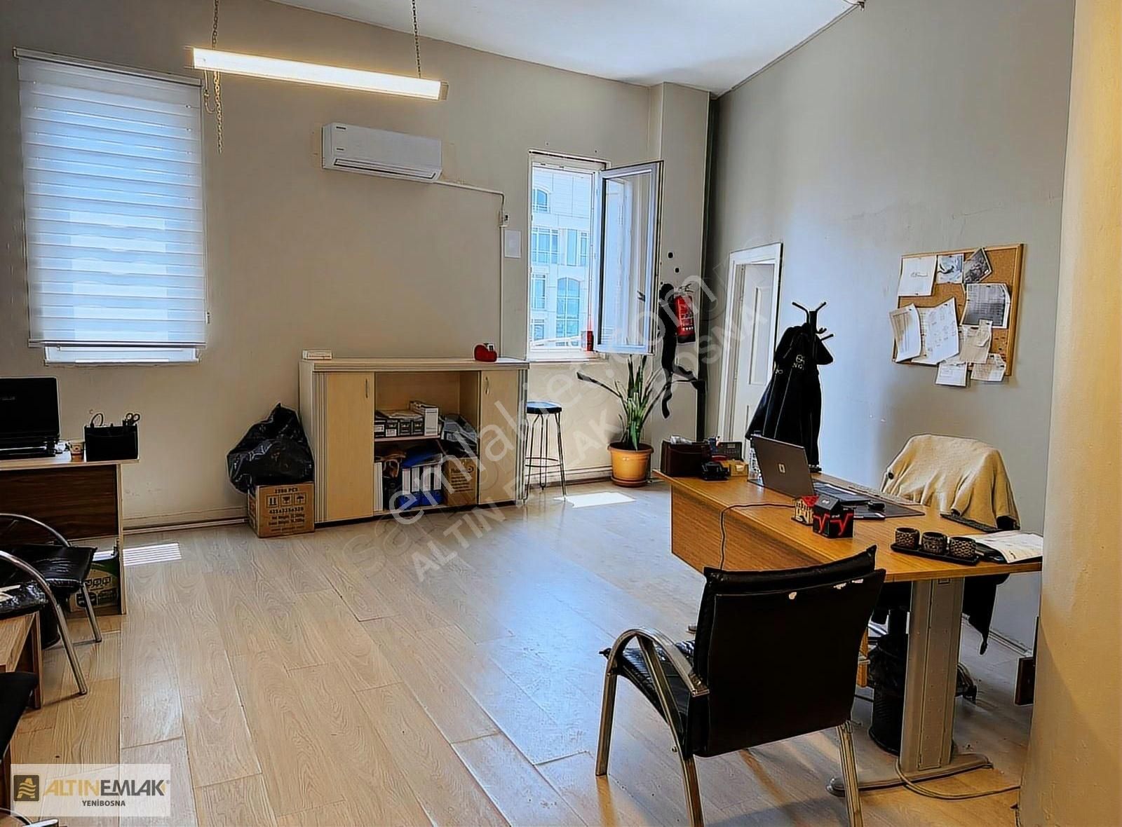 Yenibosnada İmalata Uygun 2500m2 İş Hanında Katlar - Görsel 23