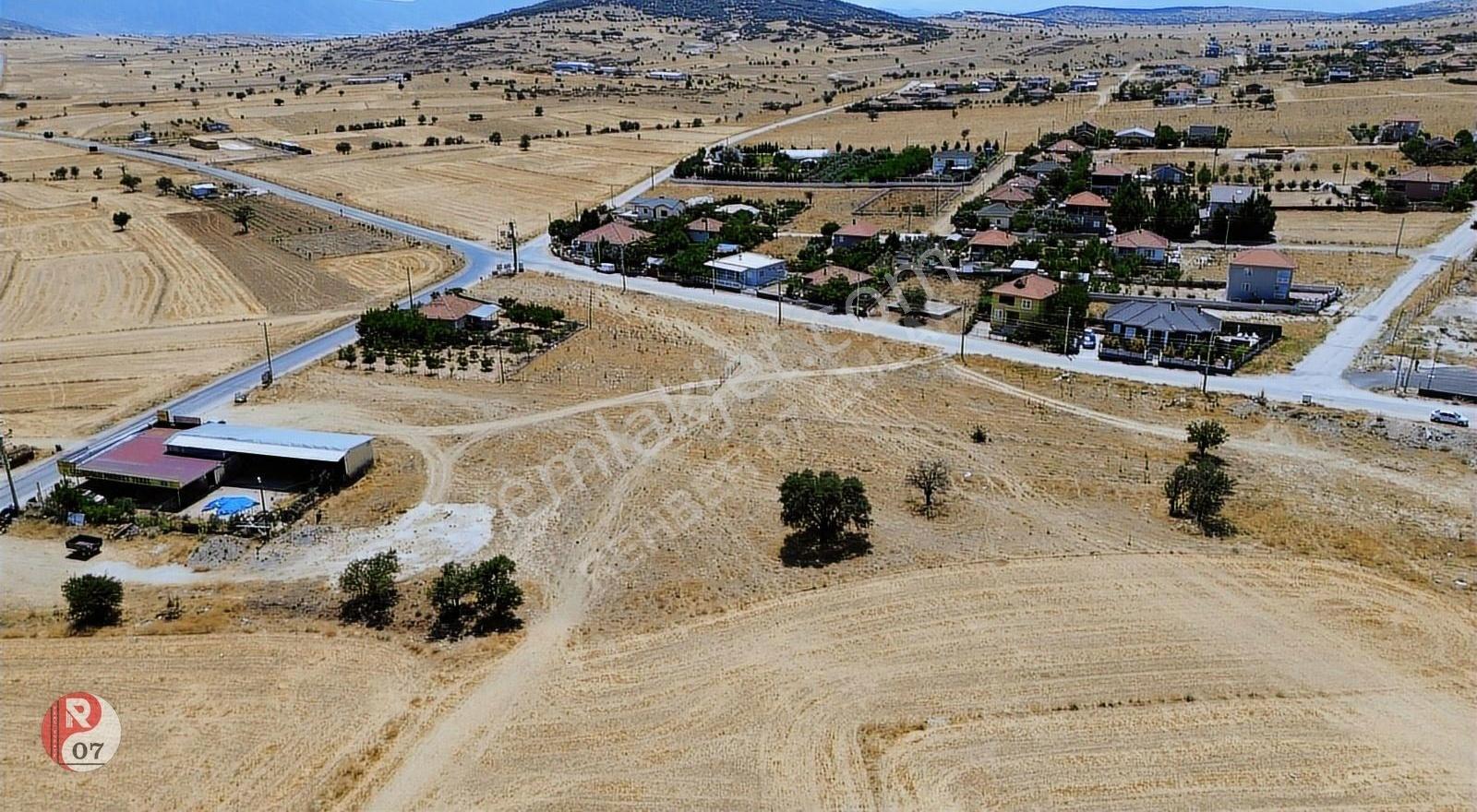 Korkuteli Bozova Mahallesi Ateşintepe'de Satılık 518m2 Köşe Arsa - Görsel 5