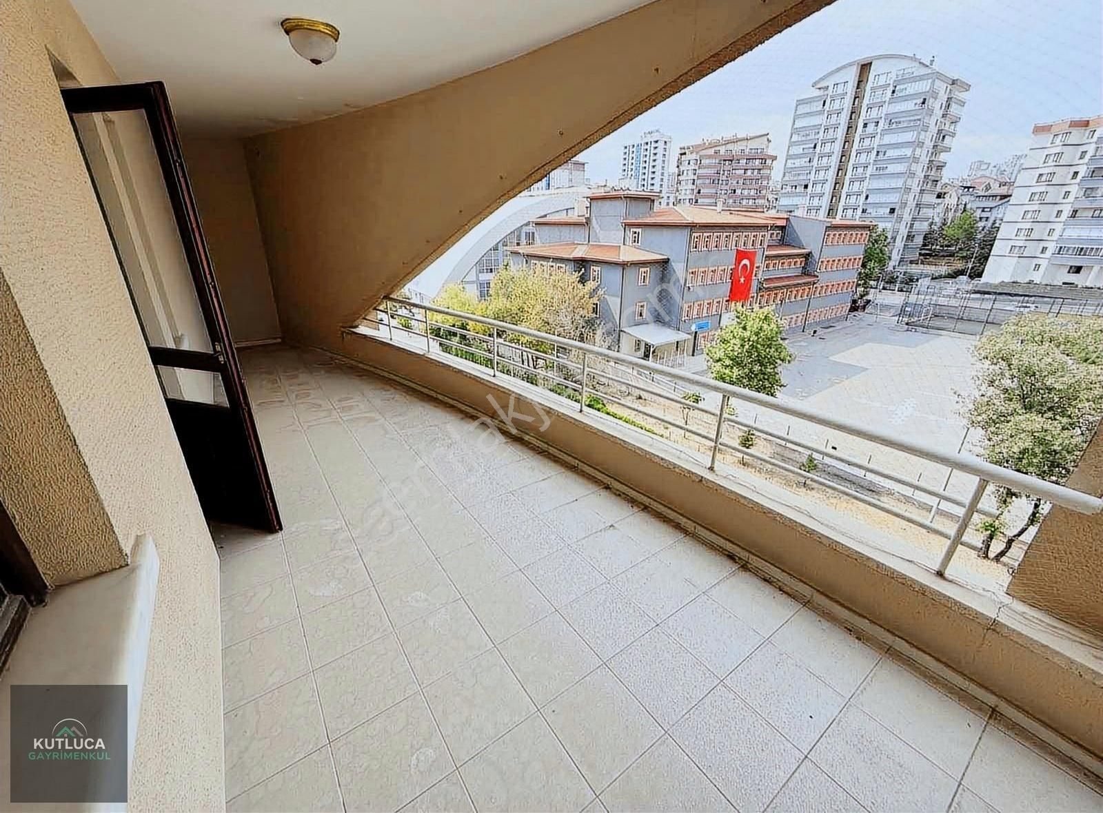 5+1 Etlik Şehir Hast. Karşısında 2 Bloklu Site İçerisinde Fırsat - Görsel 7