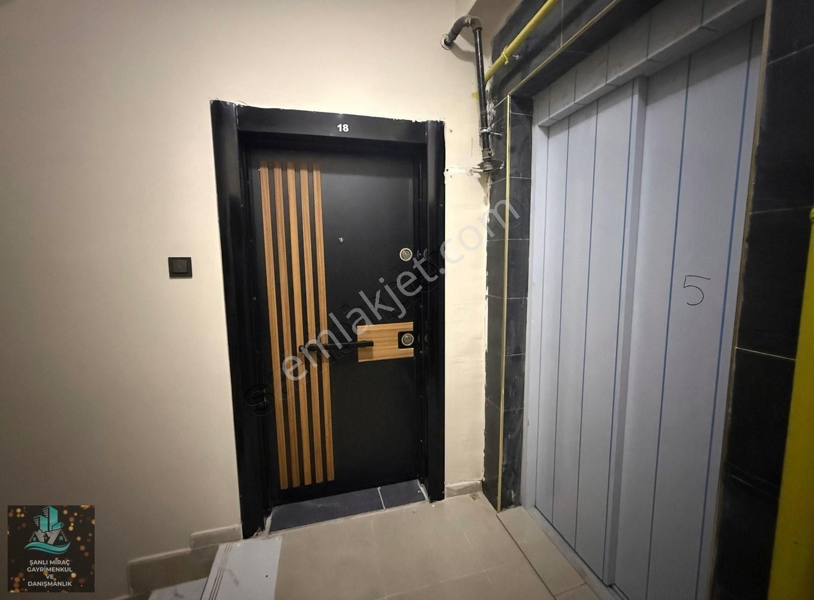 Mehmetçik'te Site İçerisinde Satılık 3+1 Sıfır Lüx Daire