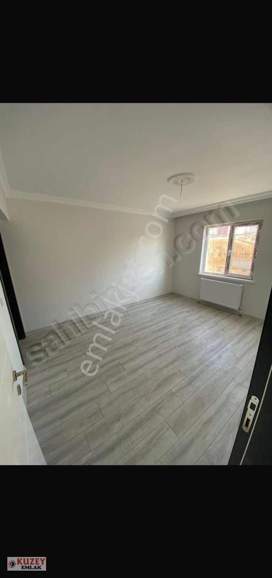 Kuzey Emlaktan Ara Kat 4+1 Acil Satılık Daire Güney Doğu Cephe