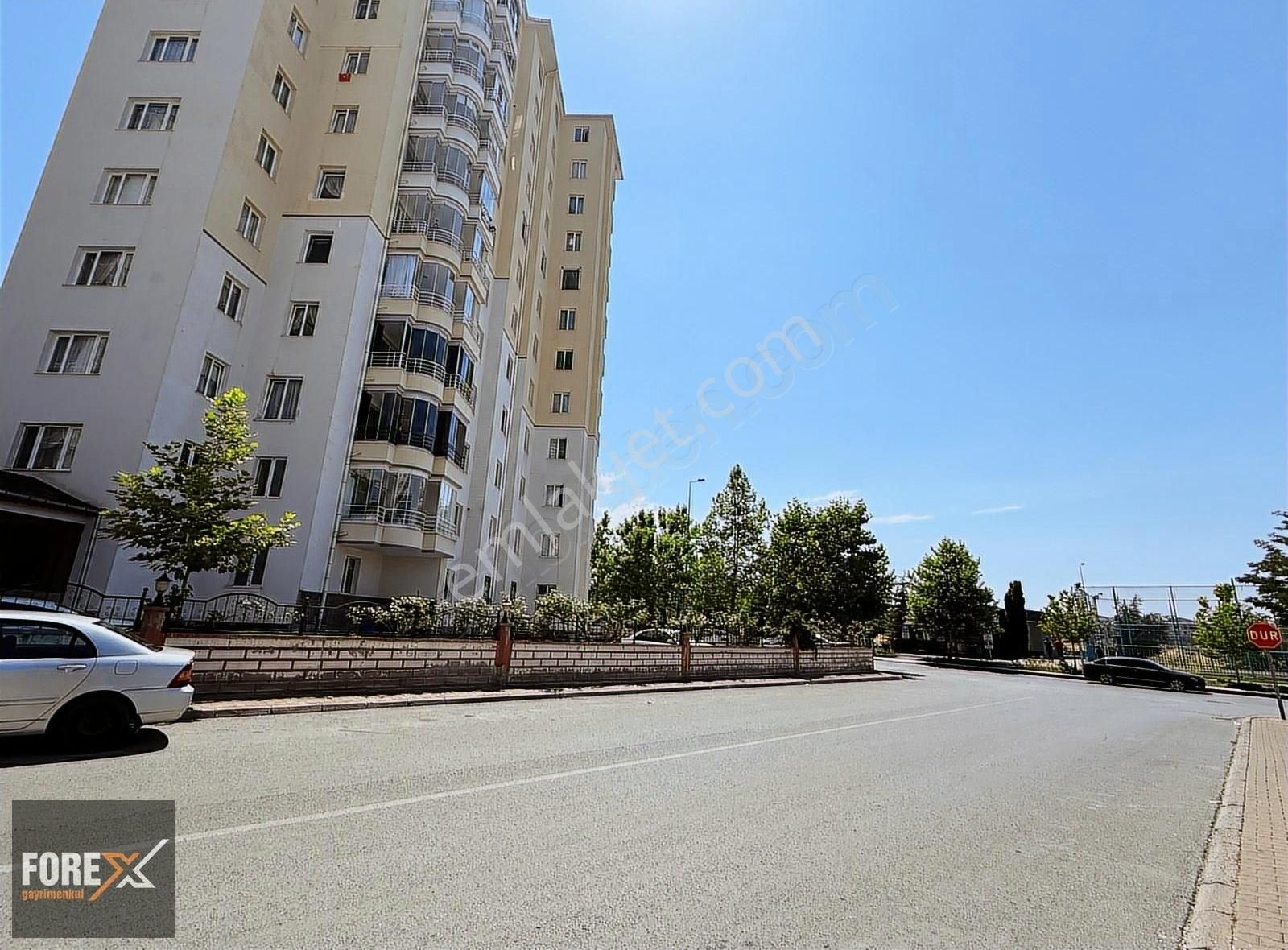 Talas Bahçelievlerde Parkın Karışısında Kiralık 3+1 Daire
