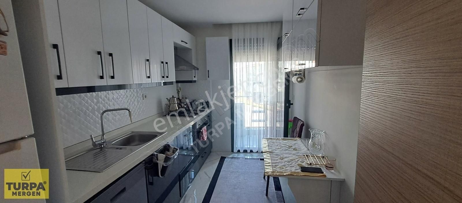 Keyifli Bir Yaşam Sunan Erzene Mh.2+1 Satılık Geniş Daire - Görsel 5