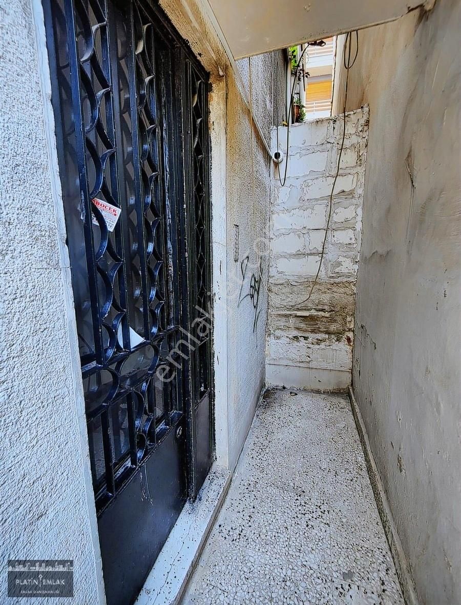 Platin Emlak'tan Cevizlik Mahallesi'nde Satılık 2+1 Daire
