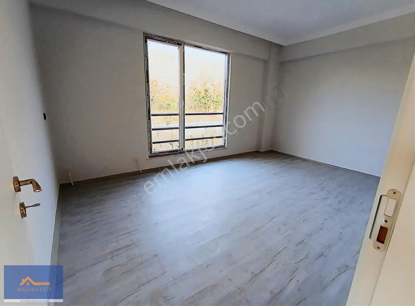 Erenköy'de Mükemmel Konumda Satılık Villa