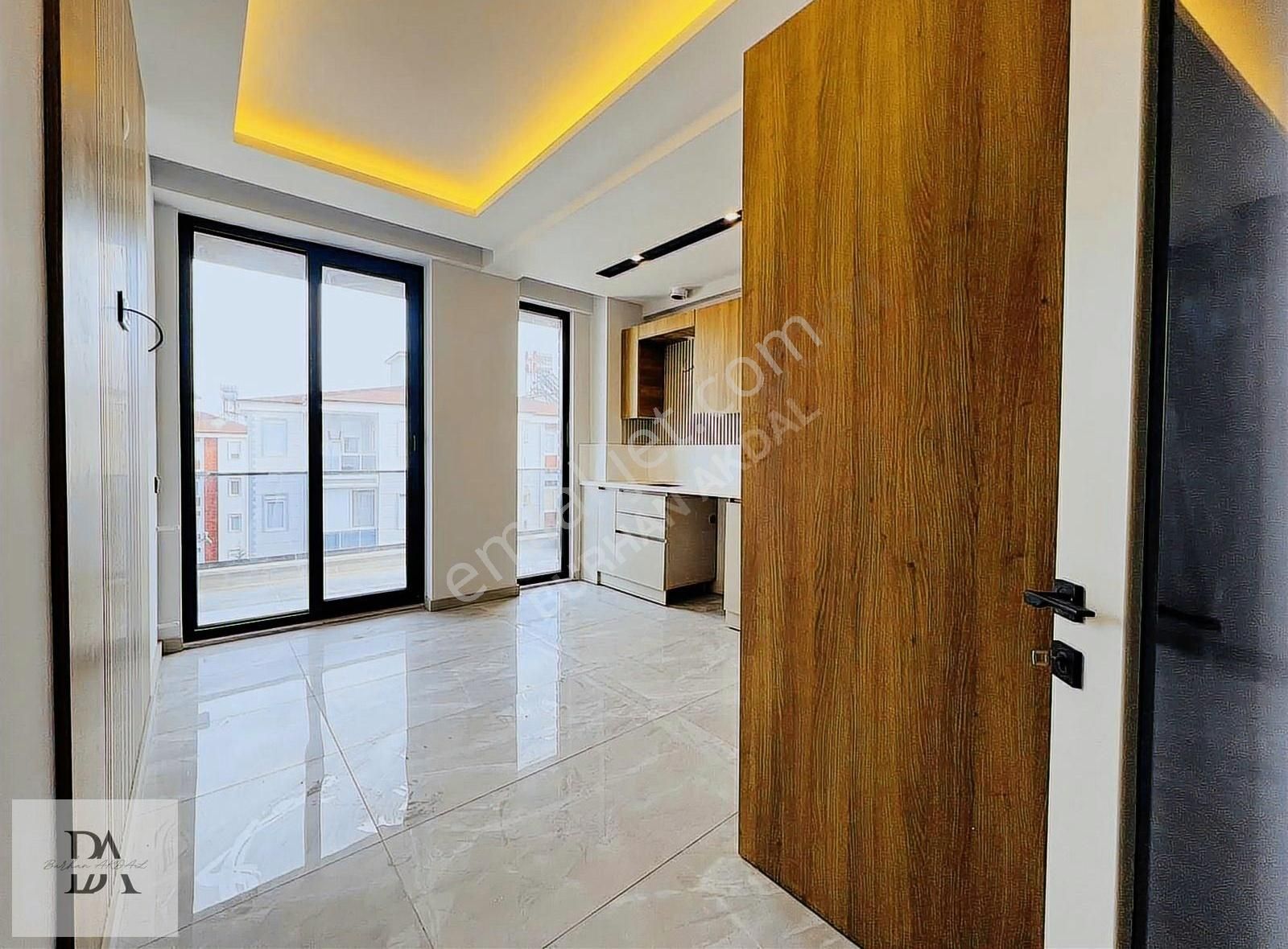 Emsalsiz Lüks Konsept Yapım 3+1 Daire Havuzlu Tramvaya Sıfır - Görsel 12