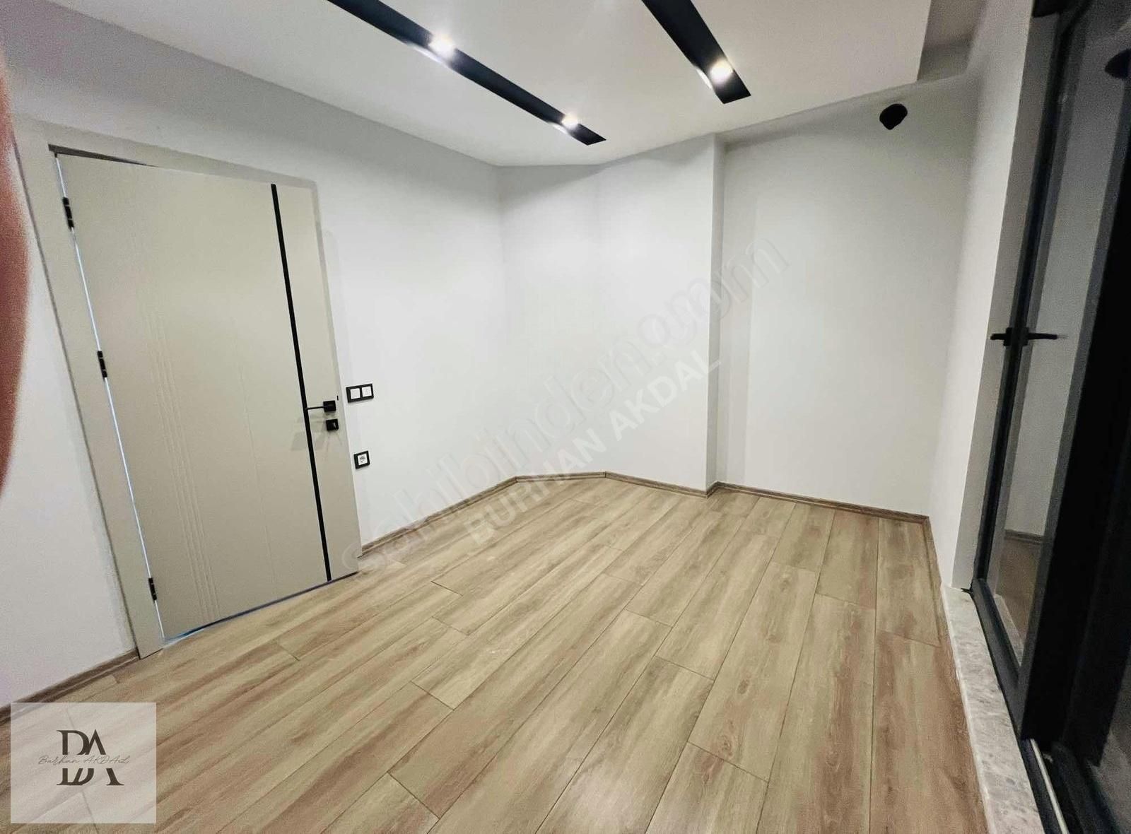 Emsalsiz Lüks Konsept Yapım 3+1 Daire Havuzlu Tramvaya Sıfır - Görsel 14