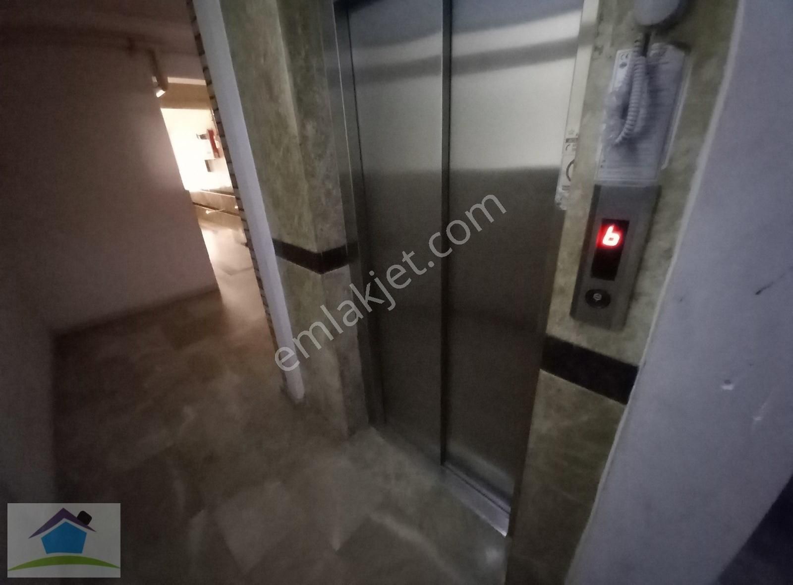 Pino Dan Diş Hastanesi Yakını Geniş E. Banyolu 135 M2 3+1 Y.g. - Görsel 12