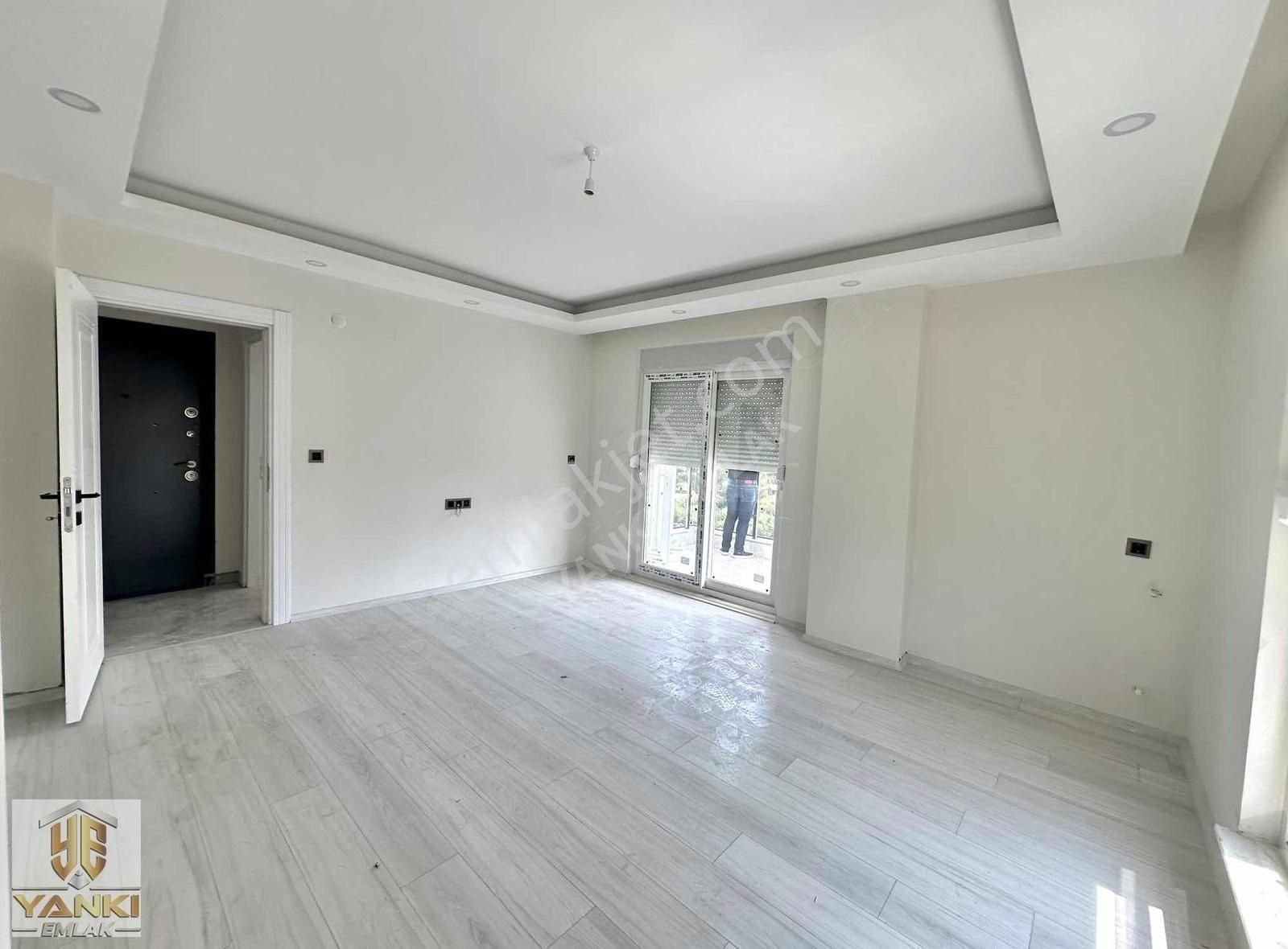 Aydoğmuş'ta_ferah_2+1 105m2 Pazarlıklı Sıfır Daire
