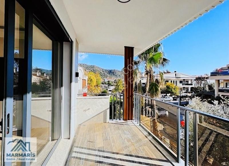 Marmaris Merkezde Satılık Modern 3+1 Dubleks Lüks Yeni Daire