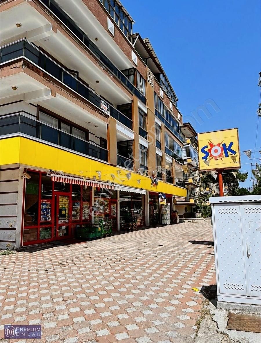 Premıum'dan Güvenevlerde 4+1 Kiralık Daire