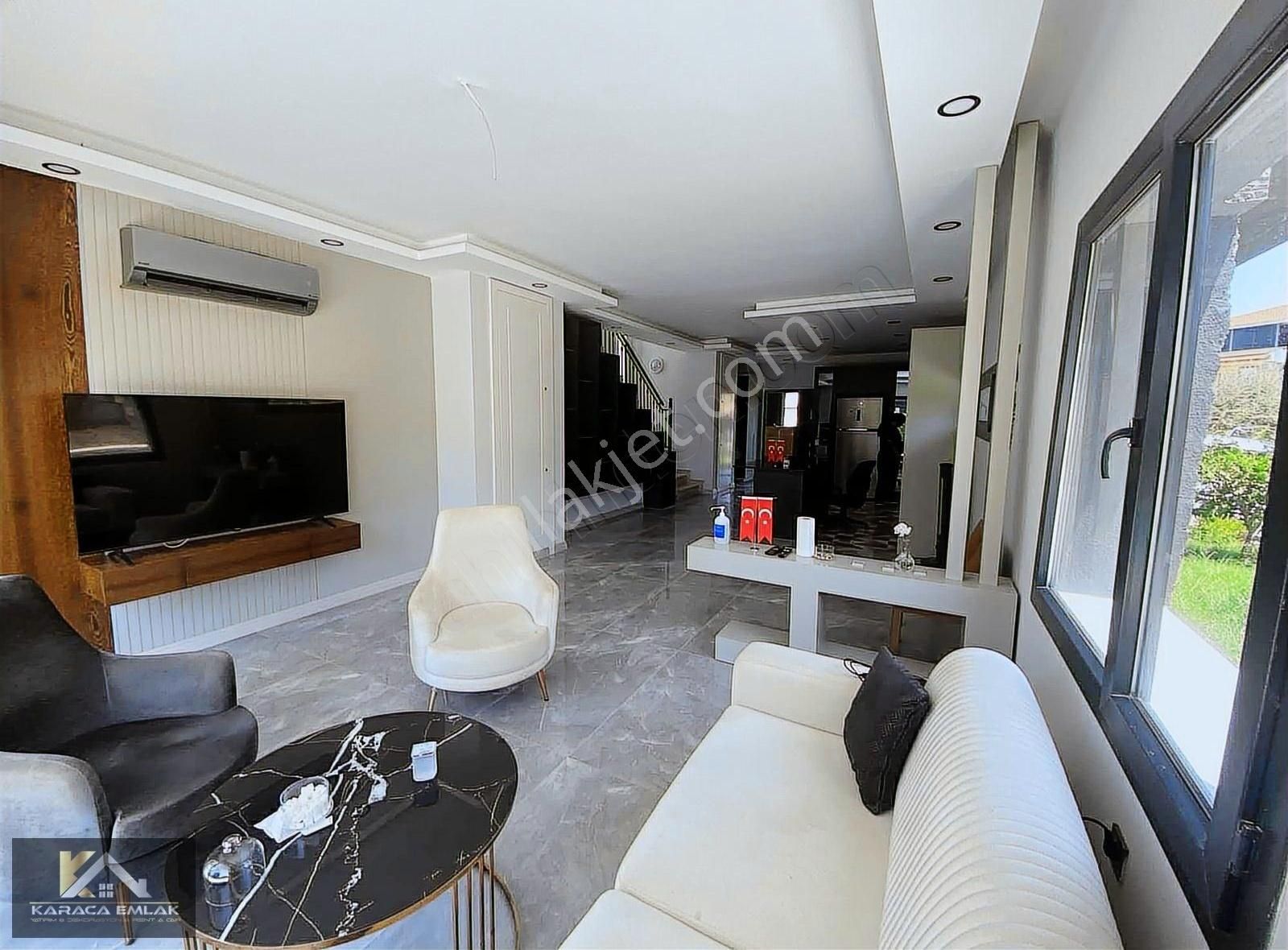 Yatırıma Uygun Aile Oturumuna Elverişli Tripleks 4+1 Villa - Görsel 4