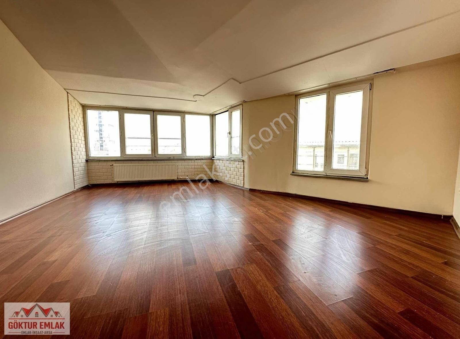 Şişli Gülbağ Anacaddeye 2 Dk Şehir Manzaralı 2+1 Temiz