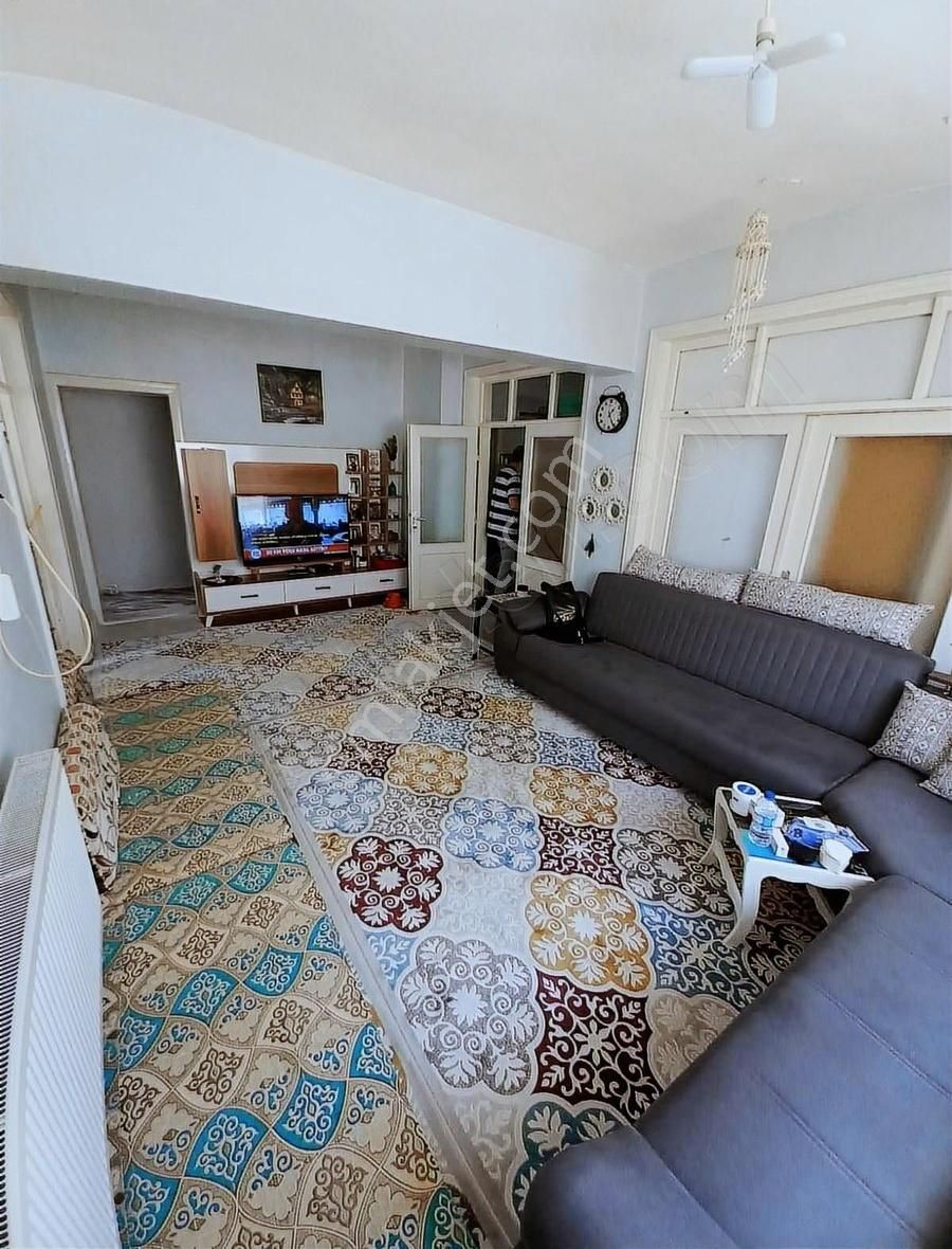 Şems De Öğretmen Evi Arkasında Satılık 2 Adet Daire - Görsel 16