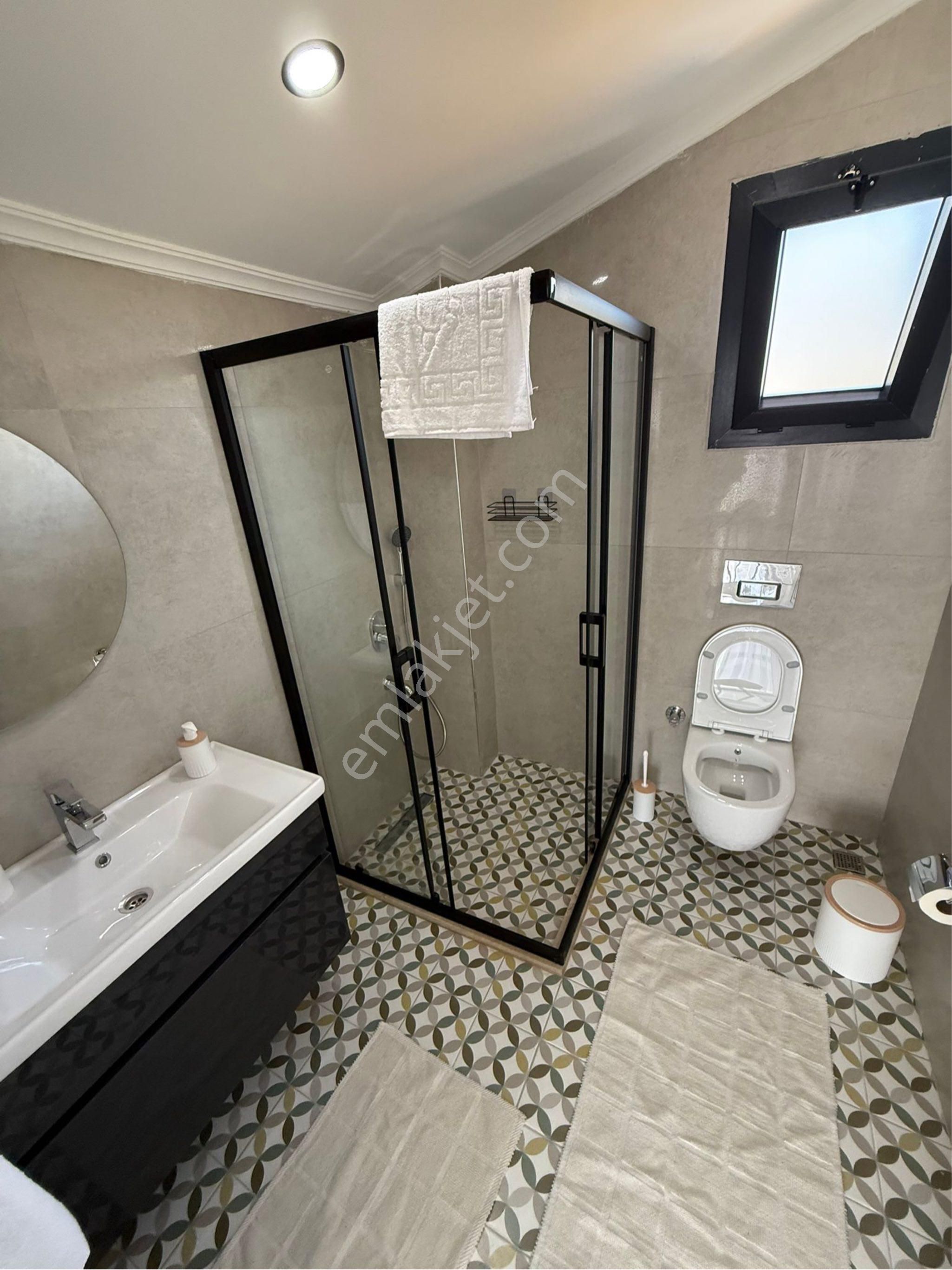 İncirköy’de 3+1 Mustakil Havuzlu Eşyalı Villa Satılık - Görsel 4