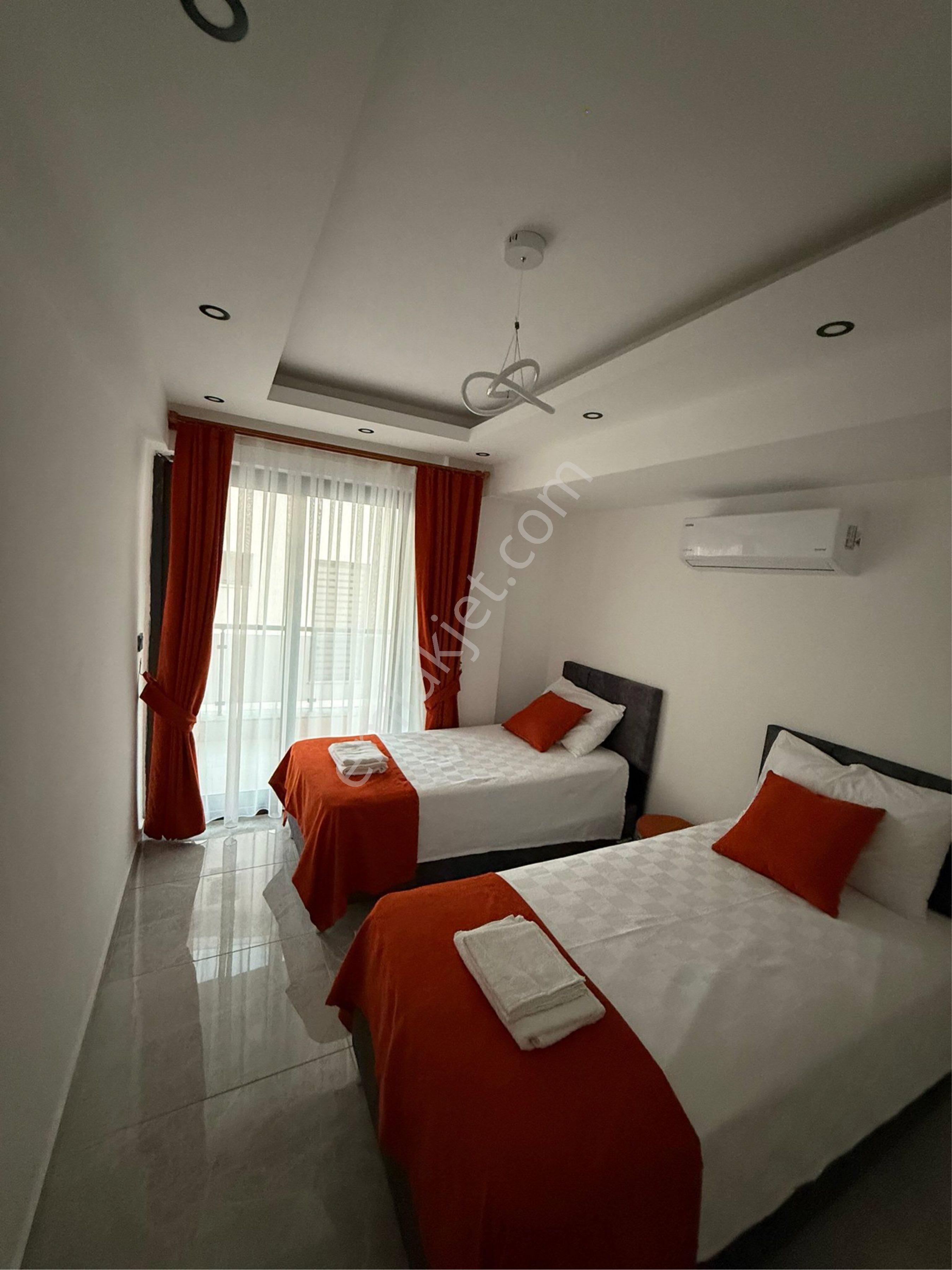 İncirköy’de 3+1 Mustakil Havuzlu Eşyalı Villa Satılık - Görsel 13