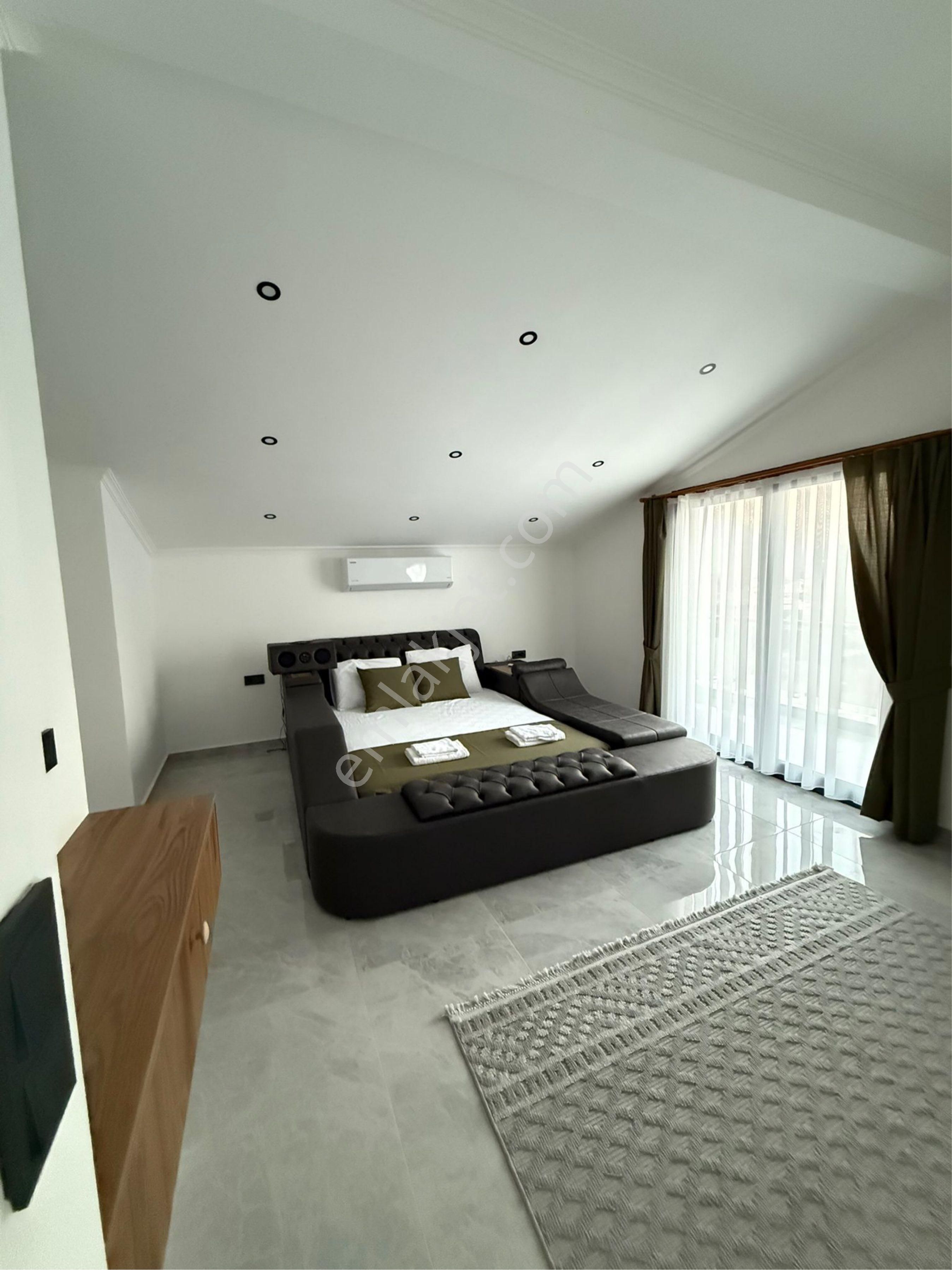 İncirköy’de 3+1 Mustakil Havuzlu Eşyalı Villa Satılık - Görsel 7