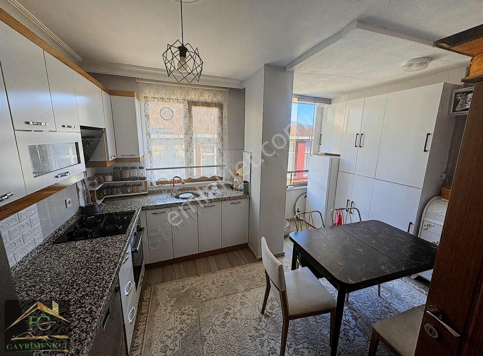 Sultanbeylinin Göbeğinde Üstdübleks - Görsel 28