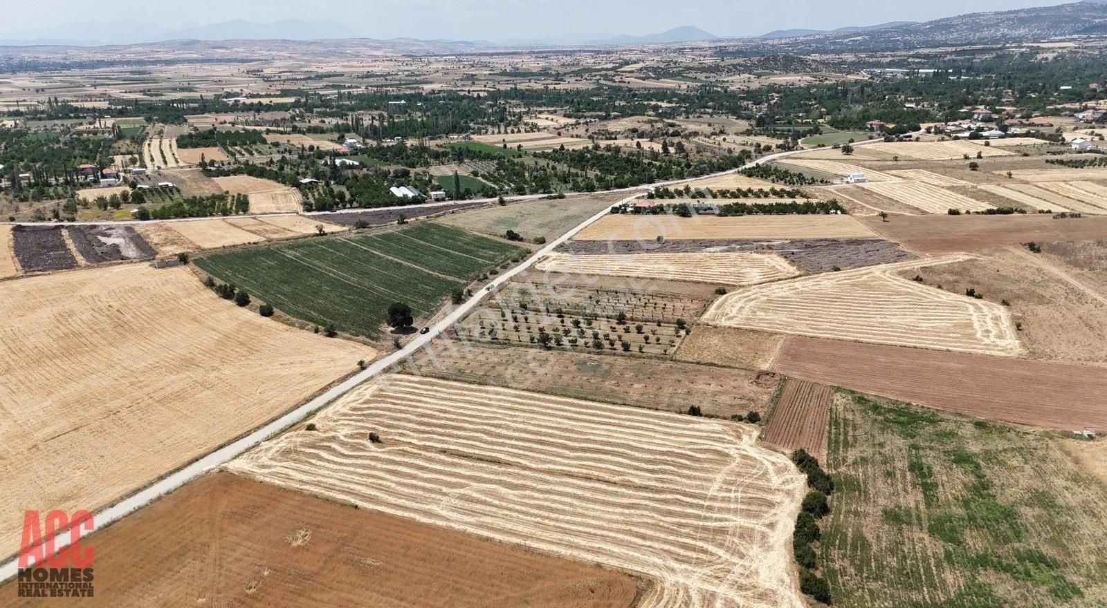Acc Homes'tan Korkuteli Yeşilyayla'da Ceviz Olan 3239 M2 Tarla - Görsel 6