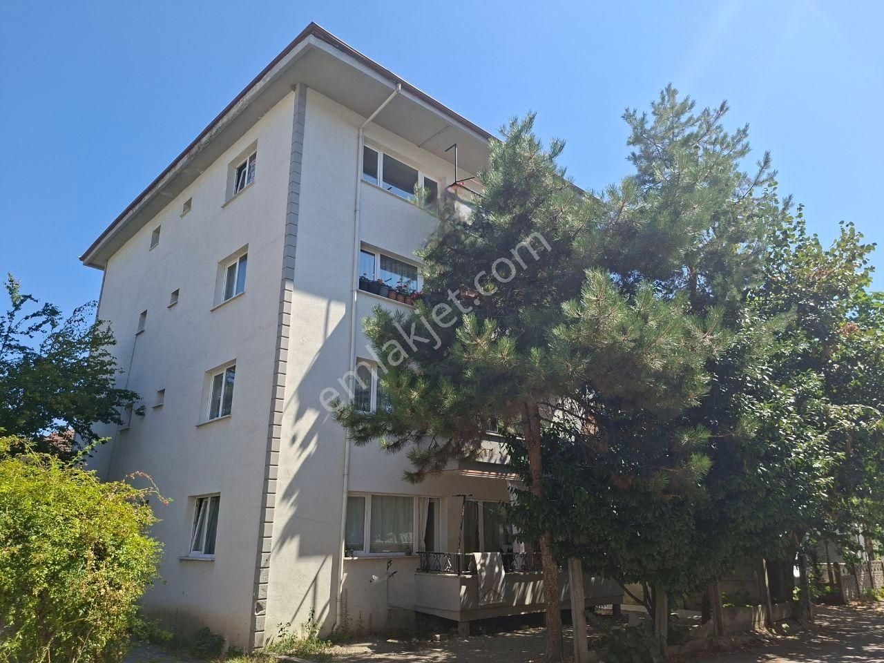 Hak Emlak'tan Fevziçakmak Mah Merkezi Konumda Kiralık 3+1 Daire