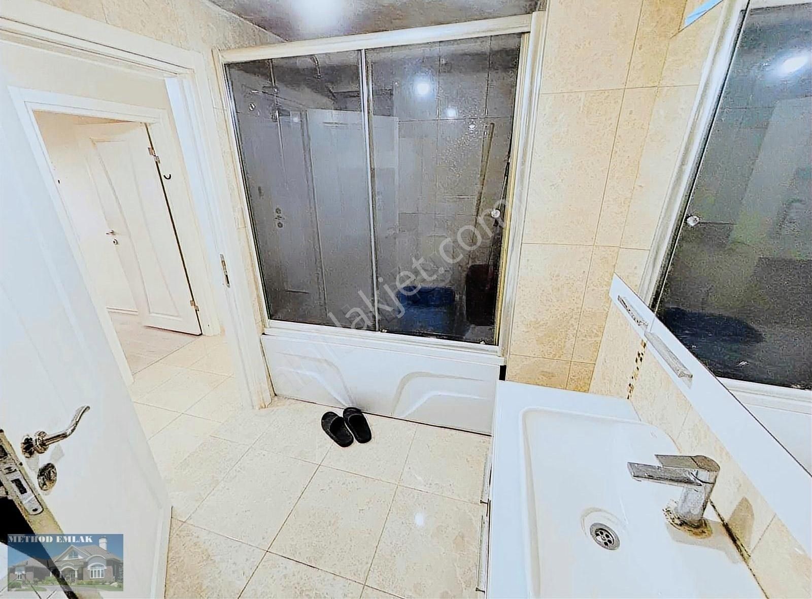 Esenkent Orkidelerde Satılık 2+1