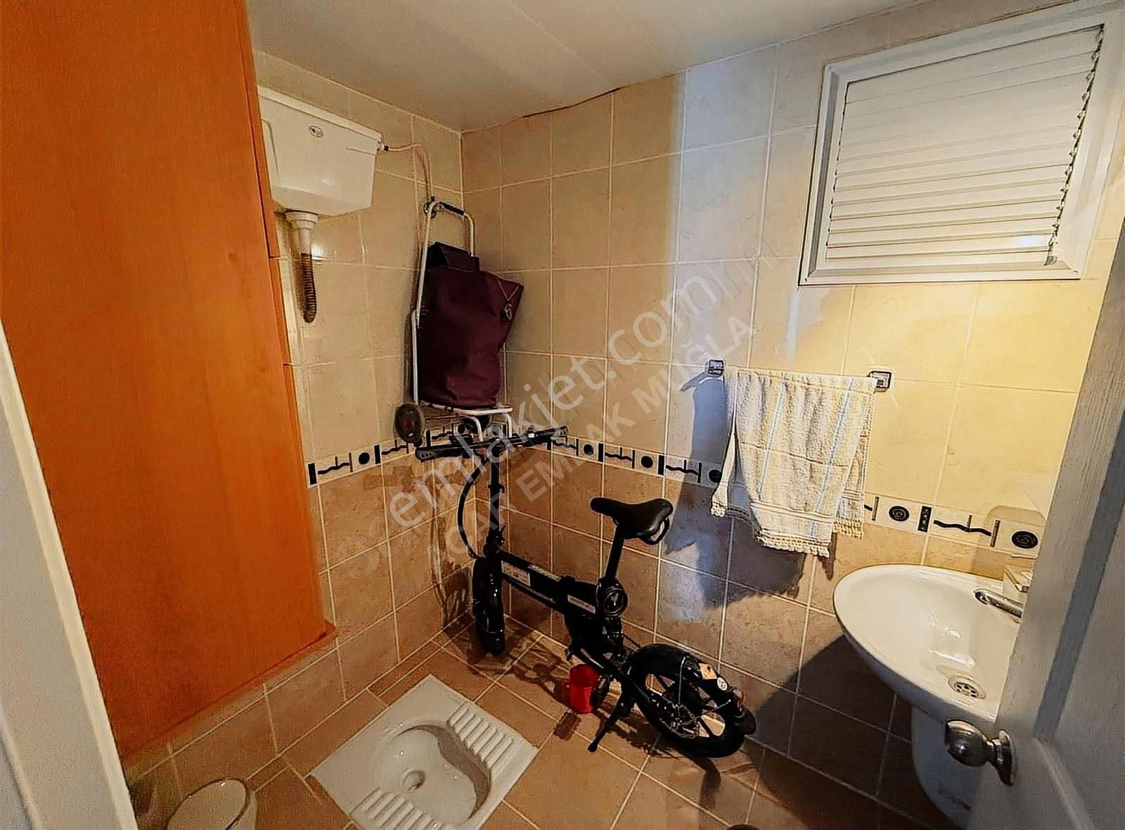 Muğla Merkez Muslihittin Mahallesinde 4+1 Arakat Satılık Daire