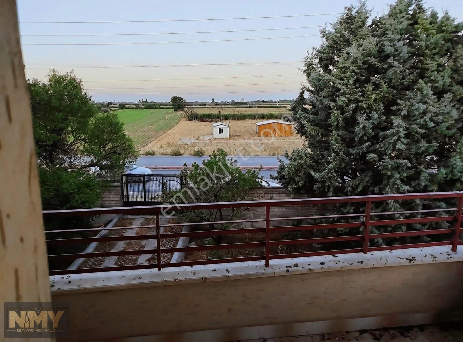 Beybes De 1185 M2 Arsa İçin De Satılık Triplex.