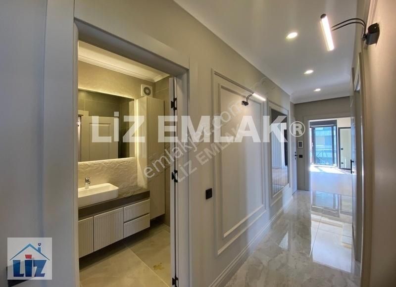 Şaşkınbakkal Sahil Tarafında Balkon Deniz Manzaralı 135m2. 3+1 - Görsel 20