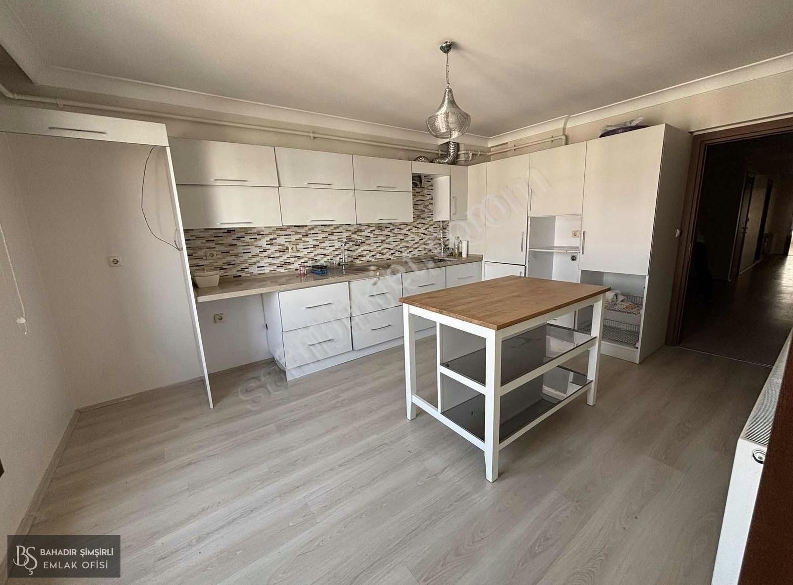 B.ş.den Hürriyet Mah.satılık 5+1 Çift Teraslı Dubleks Daire