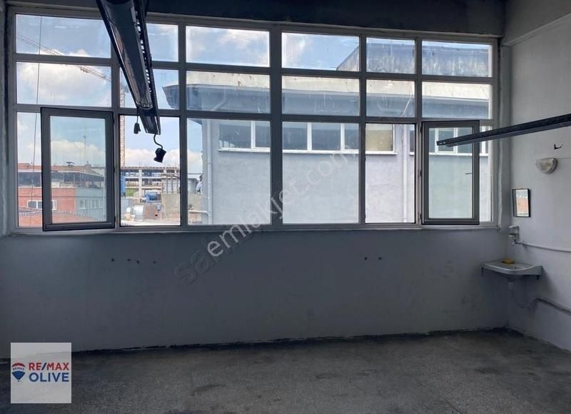 Zeytinburnu Baltaş 2 Sanayi Sitesi Satılık 55+25 M2 Dükkan