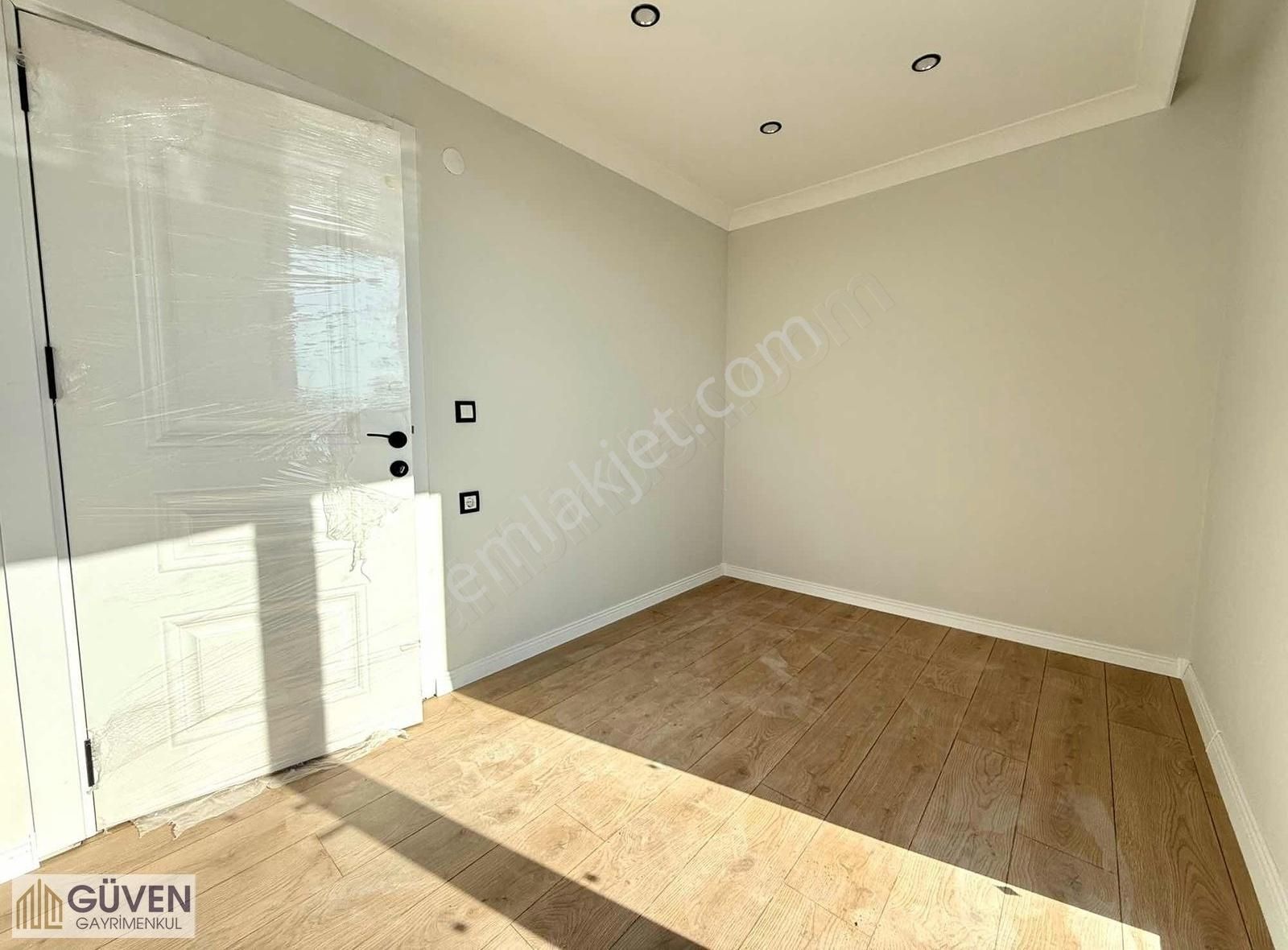 Aşık Veysel Cad Dibinde 4+1 Yerden Isıt. Lüks Çatı Dublexi - Görsel 3