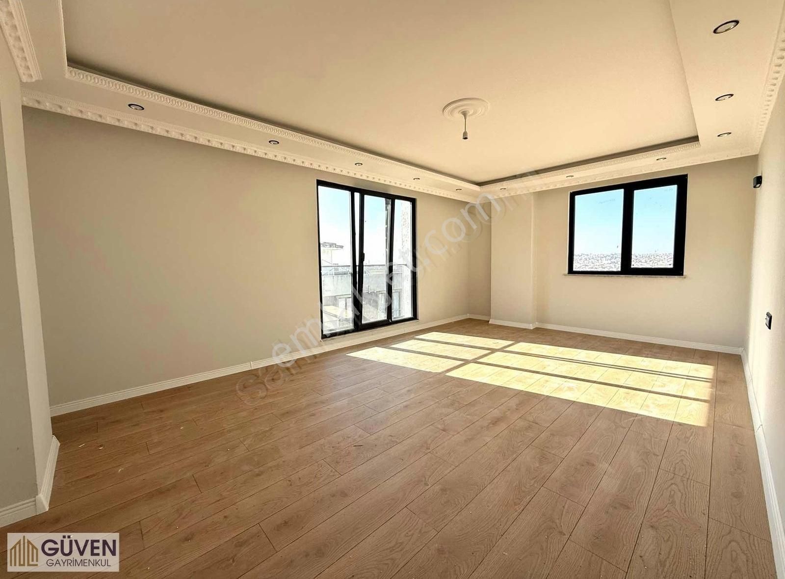 Aşık Veysel Cad Dibinde 4+1 Yerden Isıt. Lüks Çatı Dublexi - Görsel 9