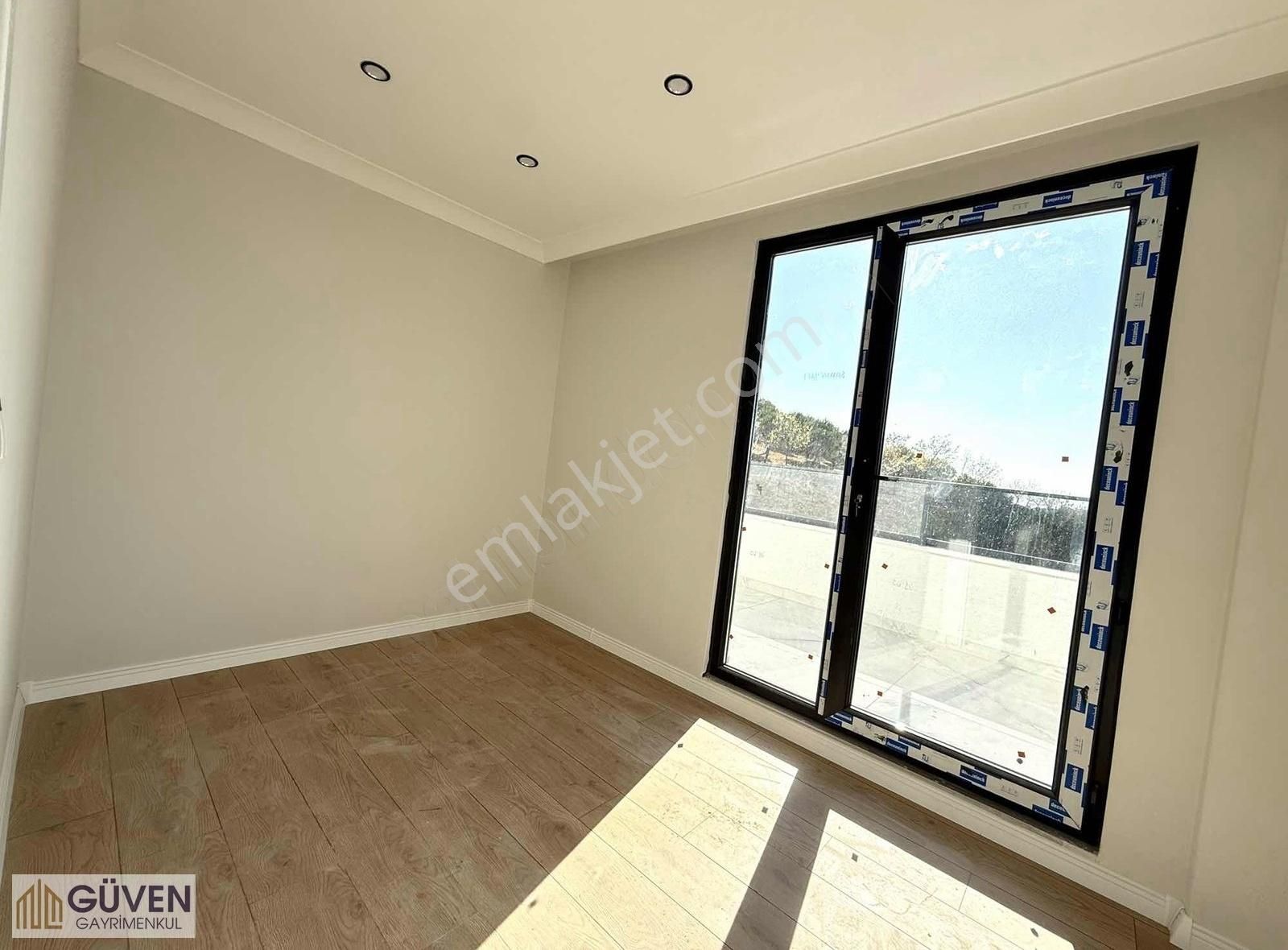 Aşık Veysel Cad Dibinde 4+1 Yerden Isıt. Lüks Çatı Dublexi - Görsel 13