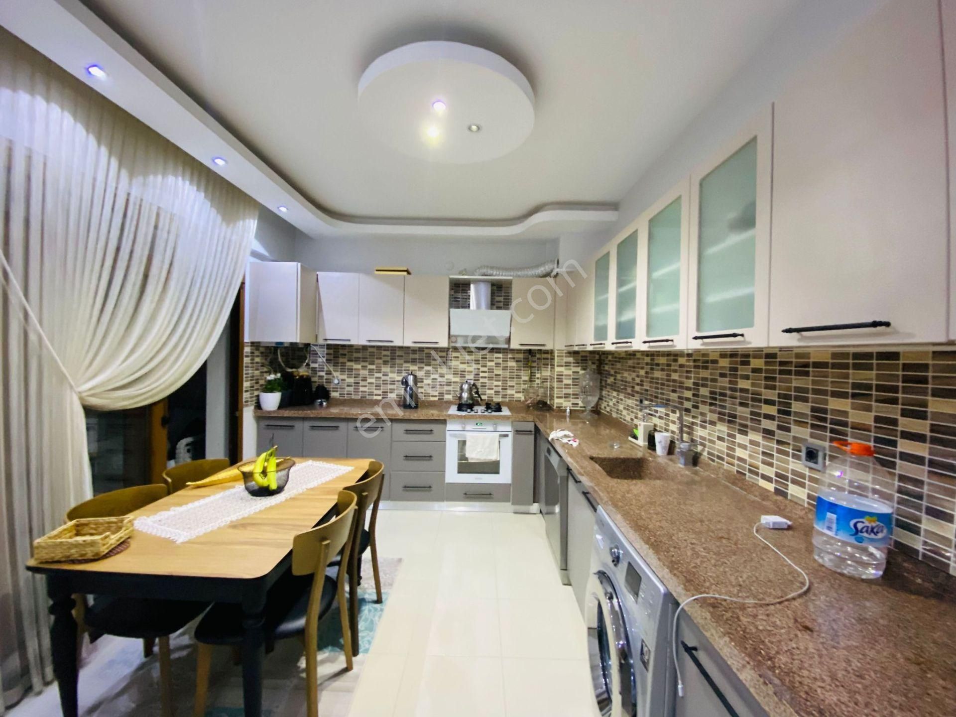 İldem 5 Te 3+1 Geniş Mutfak/balkon İçi Yapılı Lüks Daire