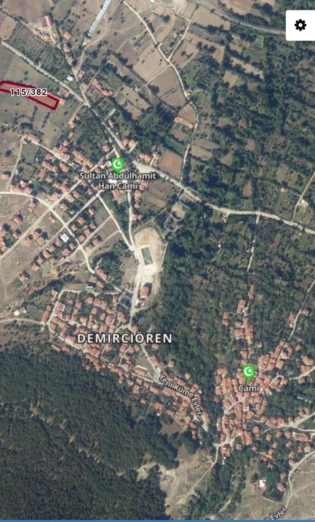 Yatırımlık Düşünenler İçin Değerli Konumda Tarla - Görsel 5