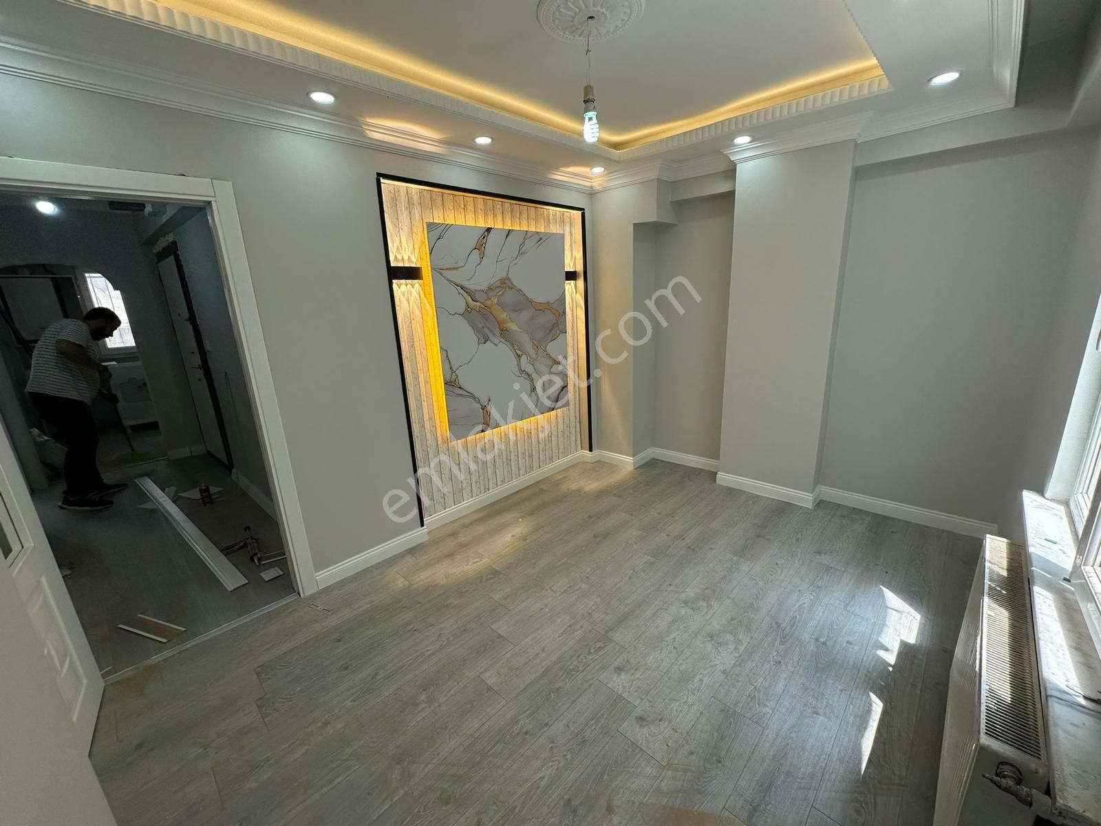 Esentepe Mah. 2+1 85m2 Masrafsız 13-yıllık Yüksek Giriş Daire