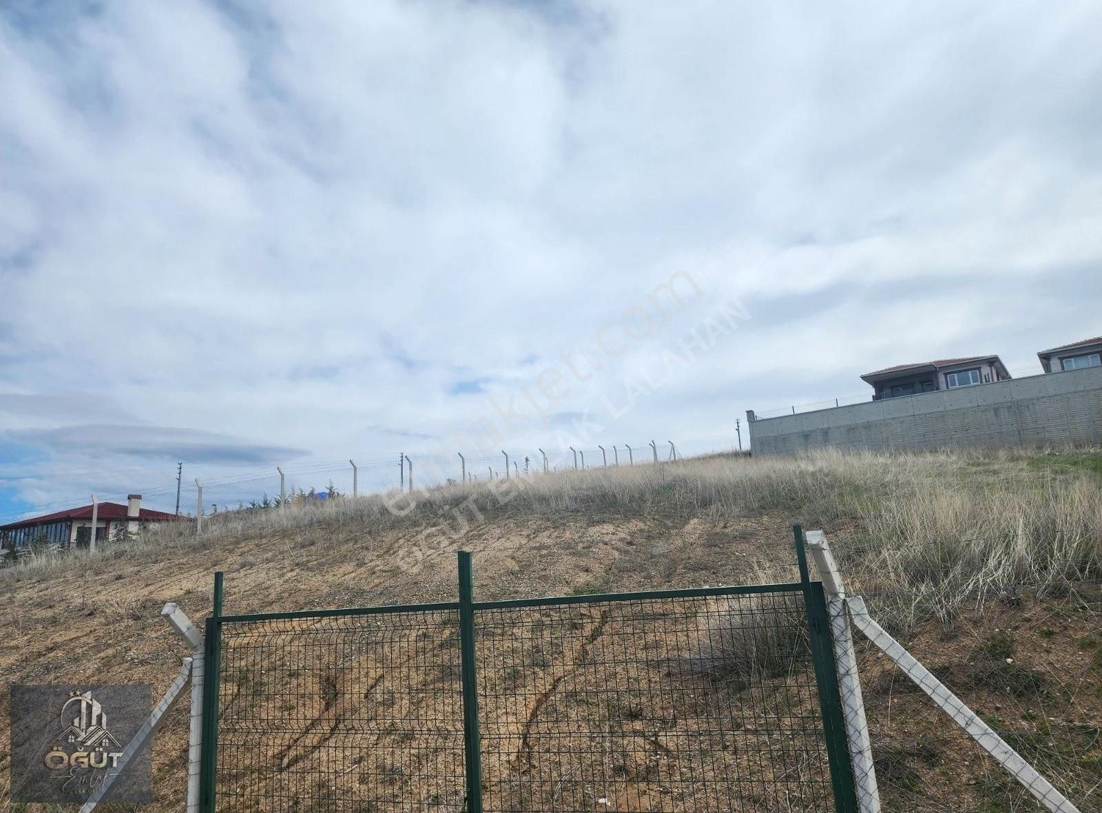 Full Manzaralı Etrafı Çevrili Tek Tapu Villa Arsası - Görsel 13