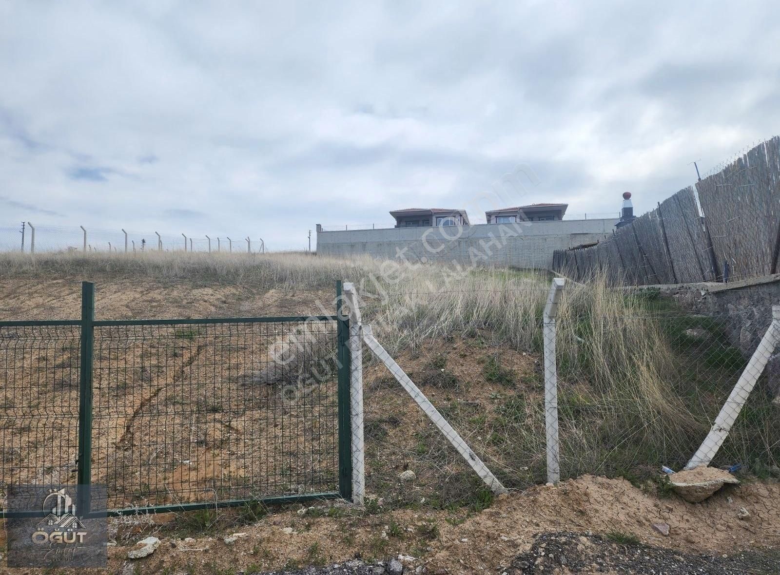 Full Manzaralı Etrafı Çevrili Tek Tapu Villa Arsası - Görsel 5