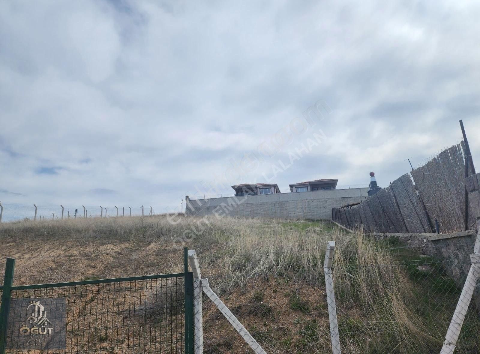 Full Manzaralı Etrafı Çevrili Tek Tapu Villa Arsası - Görsel 12